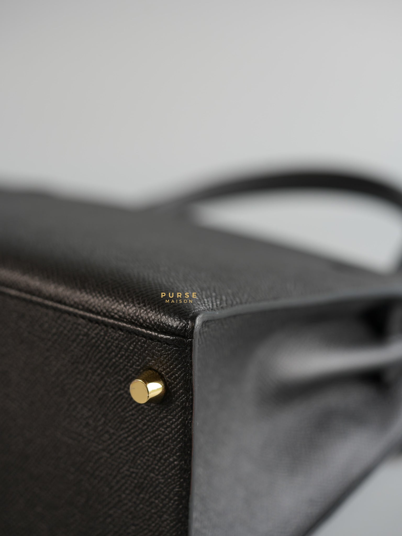 Kelly 28 Sellier Black in Epsom Leather and Gold Hardware Stamp X (2016) | Purse Maison Luxury Bags Shop