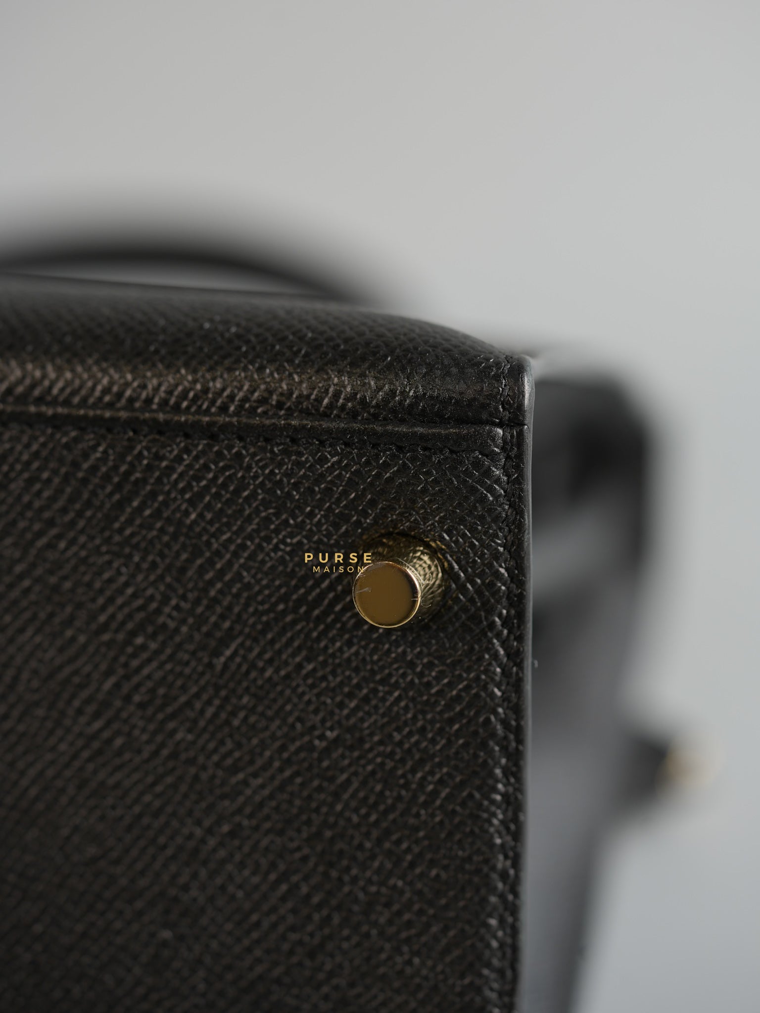 Kelly 28 Sellier Black in Epsom Leather and Gold Hardware Stamp X (2016) | Purse Maison Luxury Bags Shop