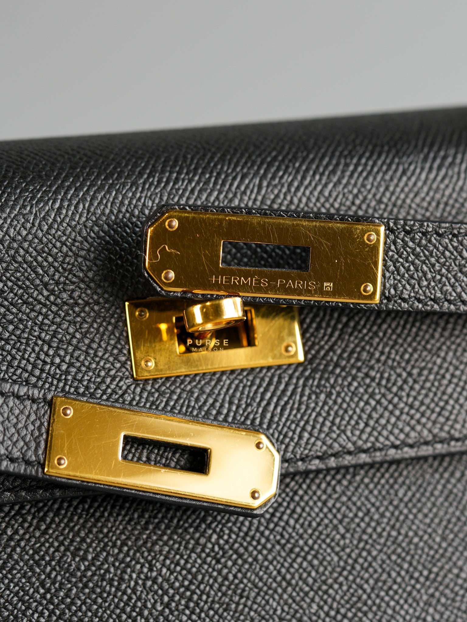Kelly 28 Sellier Black in Epsom Leather and Gold Hardware Stamp X (2016) | Purse Maison Luxury Bags Shop