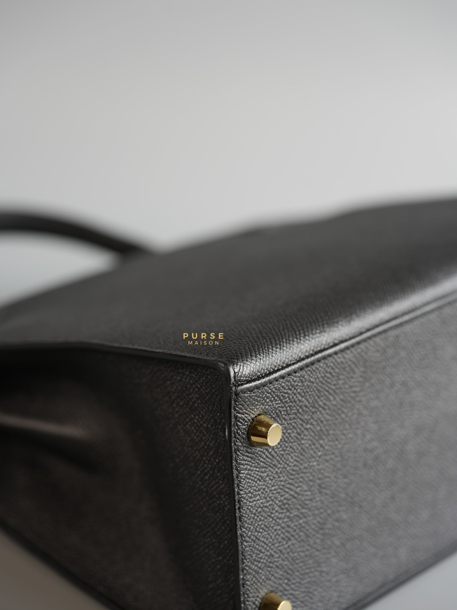 Kelly 28 Sellier Black in Epsom Leather and Gold Hardware Stamp X (2016) | Purse Maison Luxury Bags Shop