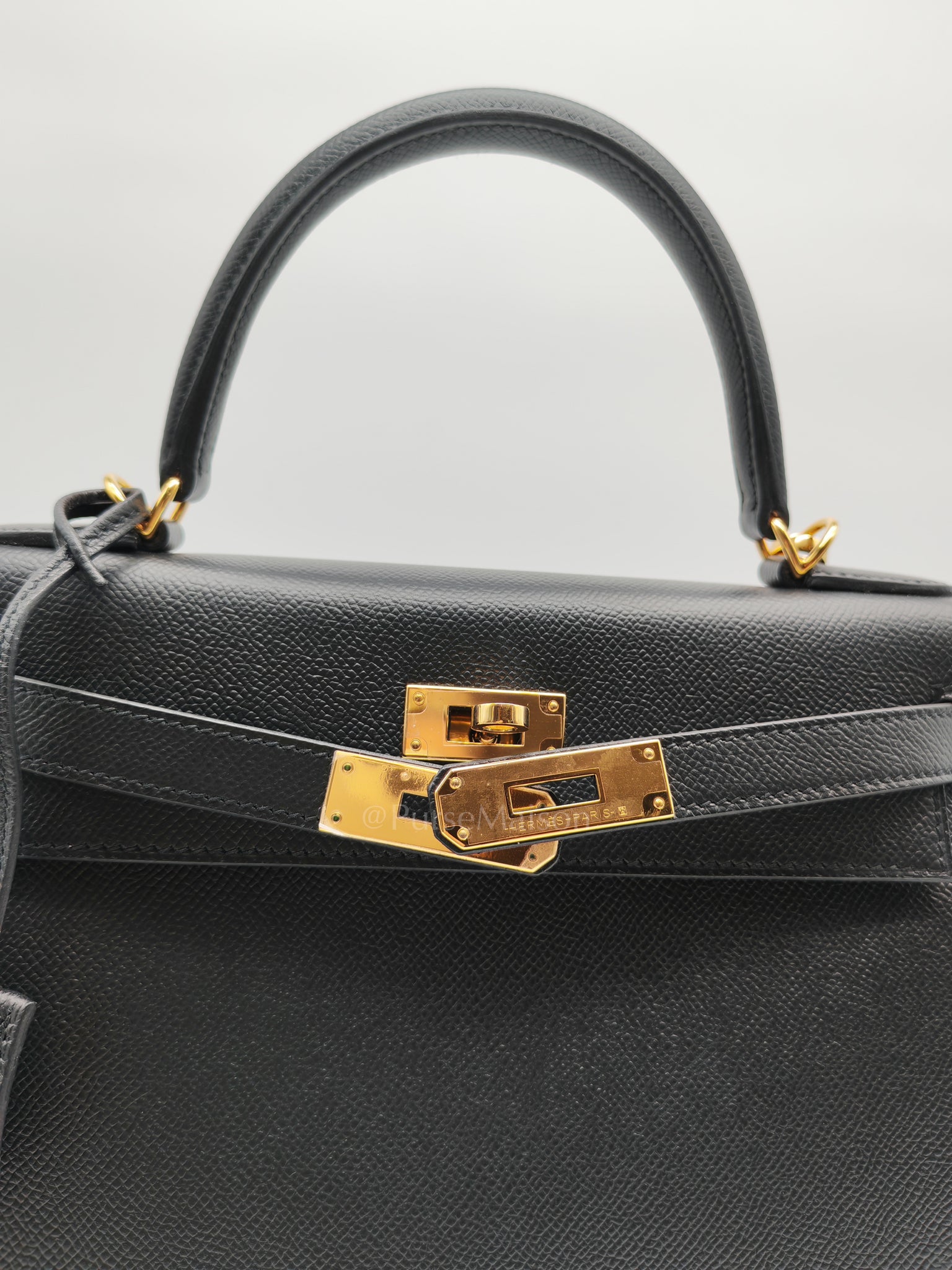 Kelly 28 Sellier in Black Epsom Leather and Gold Hardware Stamp A (2017) | Purse Maison Luxury Bags Shop