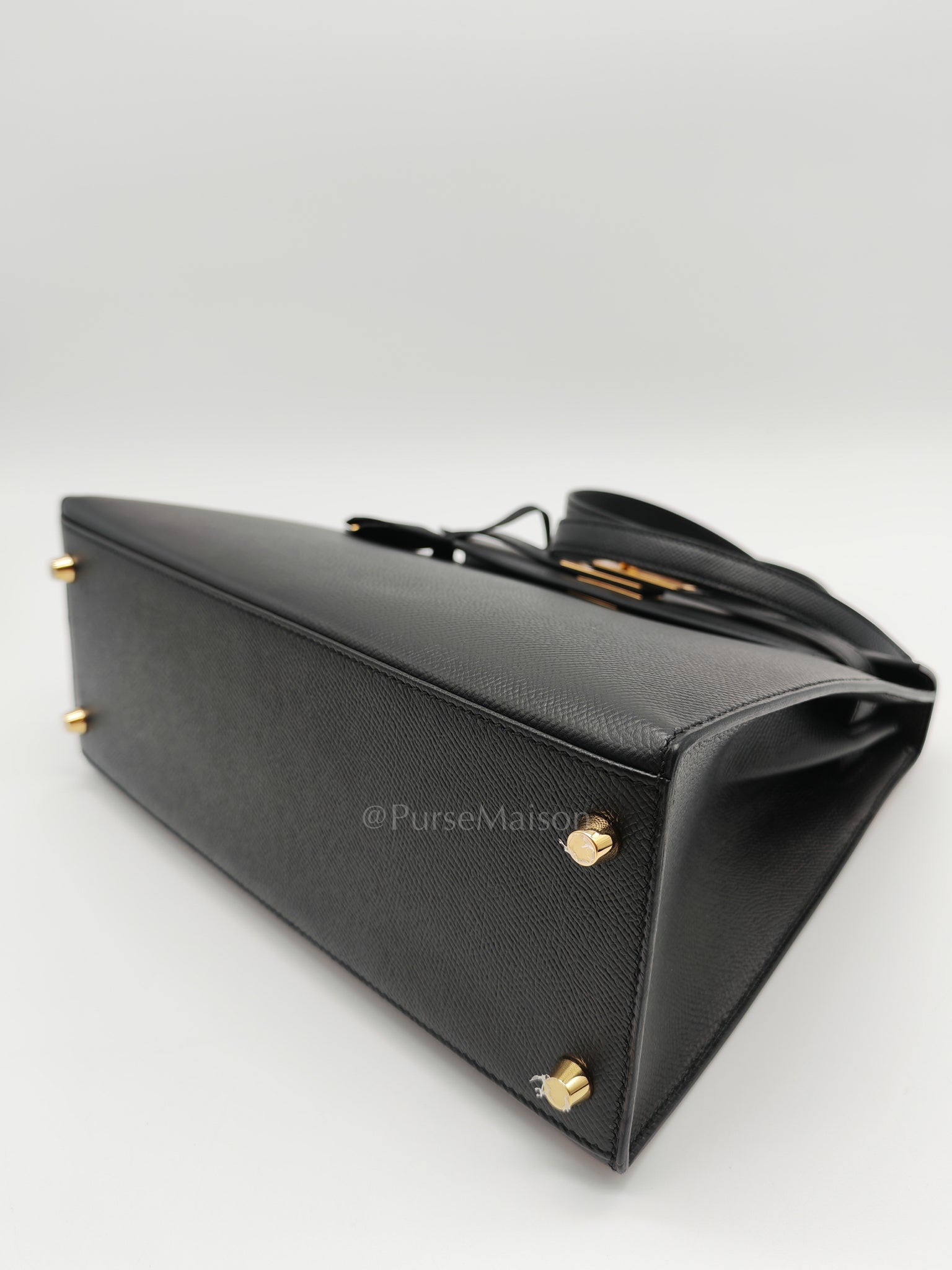 Kelly 28 Sellier in Black Epsom Leather and Gold Hardware Stamp A (2017) | Purse Maison Luxury Bags Shop