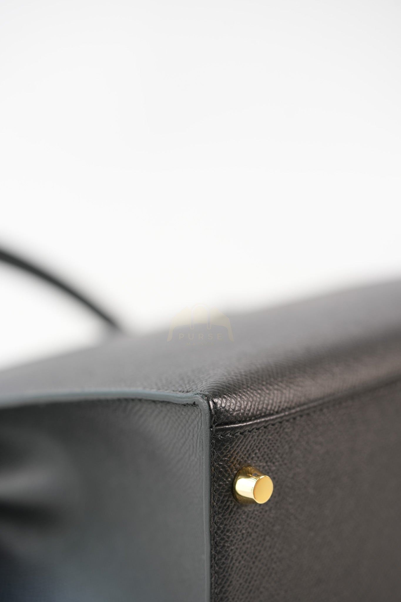 Kelly 28 Sellier in Black Epsom Leather and Gold Hardware Stamp C (2018) | Purse Maison Luxury Bags Shop