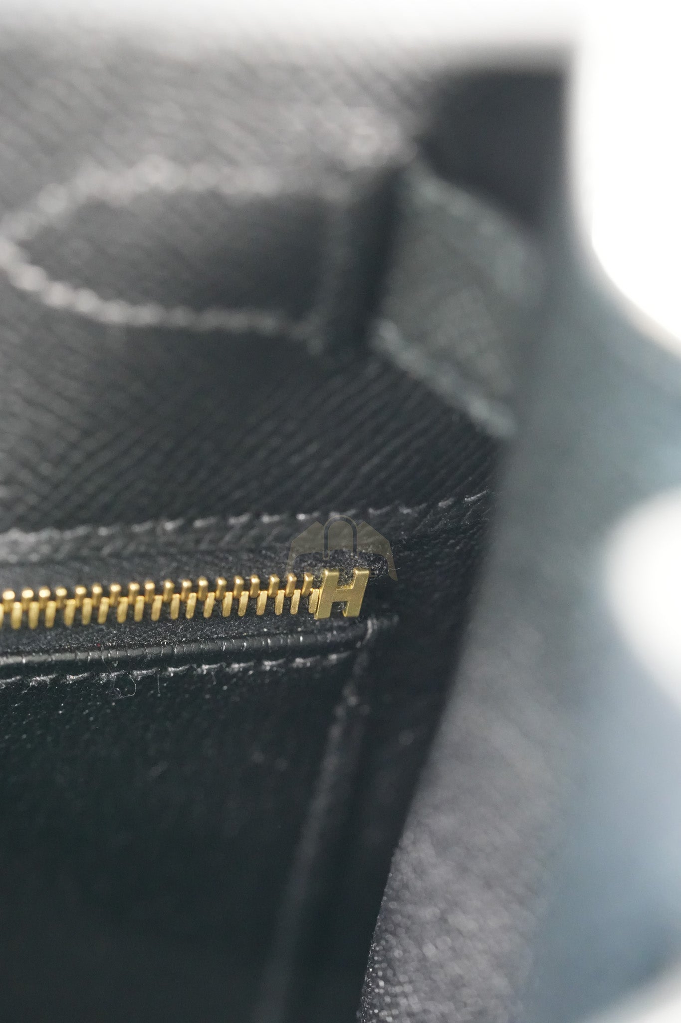 Kelly 28 Sellier in Black Epsom Leather and Gold Hardware Stamp C (2018) | Purse Maison Luxury Bags Shop