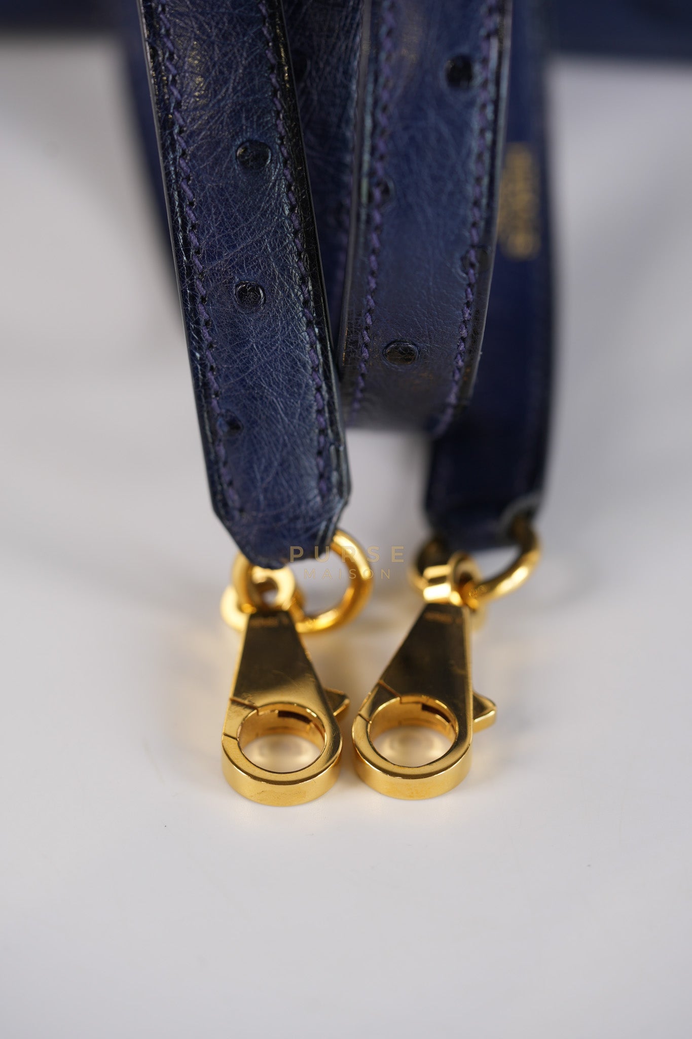 Kelly 28 Sellier in Blue Iris Ostrich Leather and Gold Hardware Stamp T (2015) | Purse Maison Luxury Bags Shop