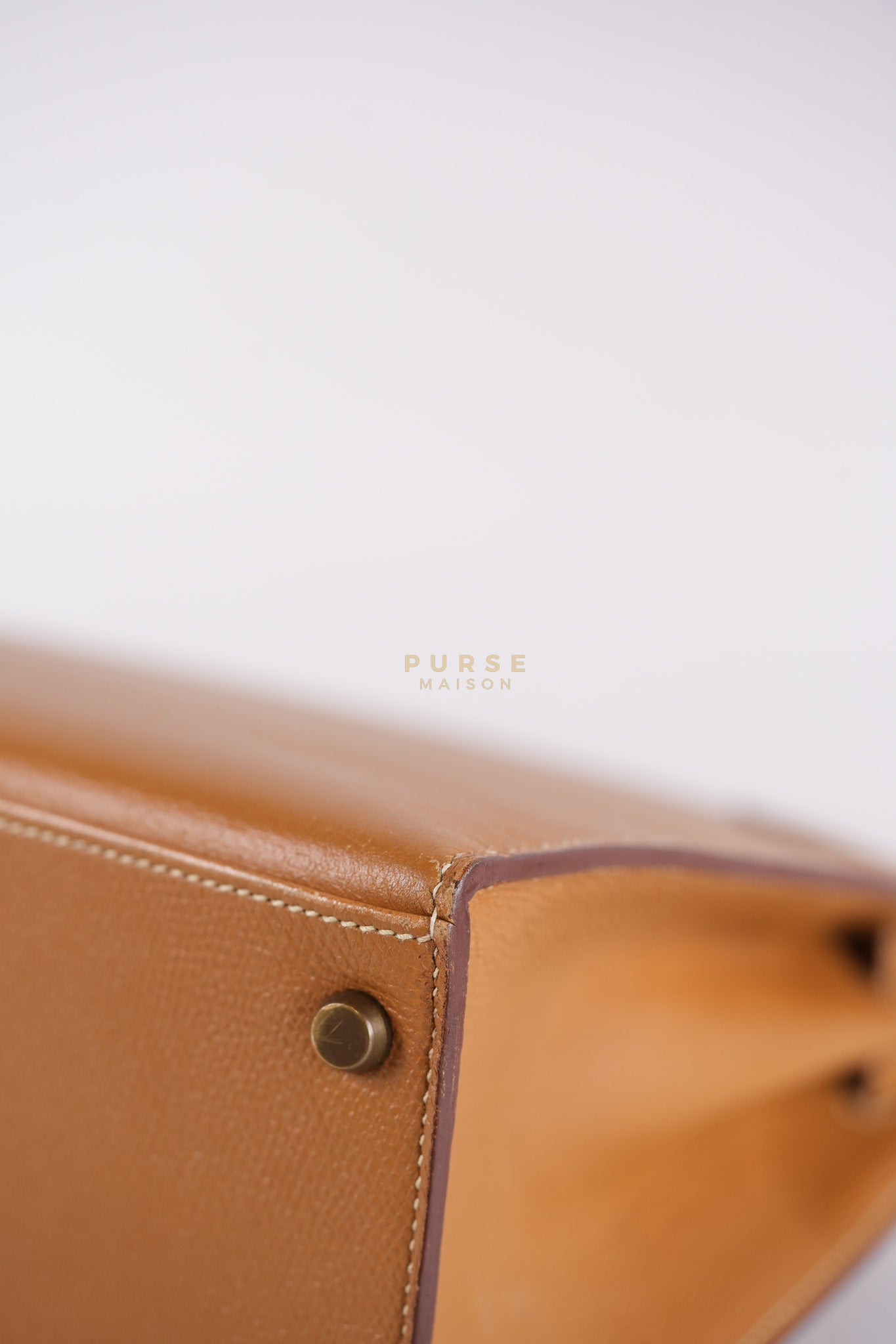 Kelly 28 Sellier in Gold Epsom Leather Gold Hardware Stamp W Circle(1993) | Purse Maison Luxury Bags Shop