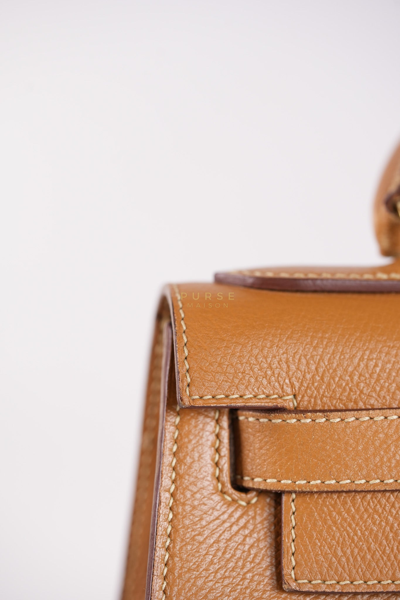 Kelly 28 Sellier in Gold Epsom Leather Gold Hardware Stamp W Circle(1993) | Purse Maison Luxury Bags Shop