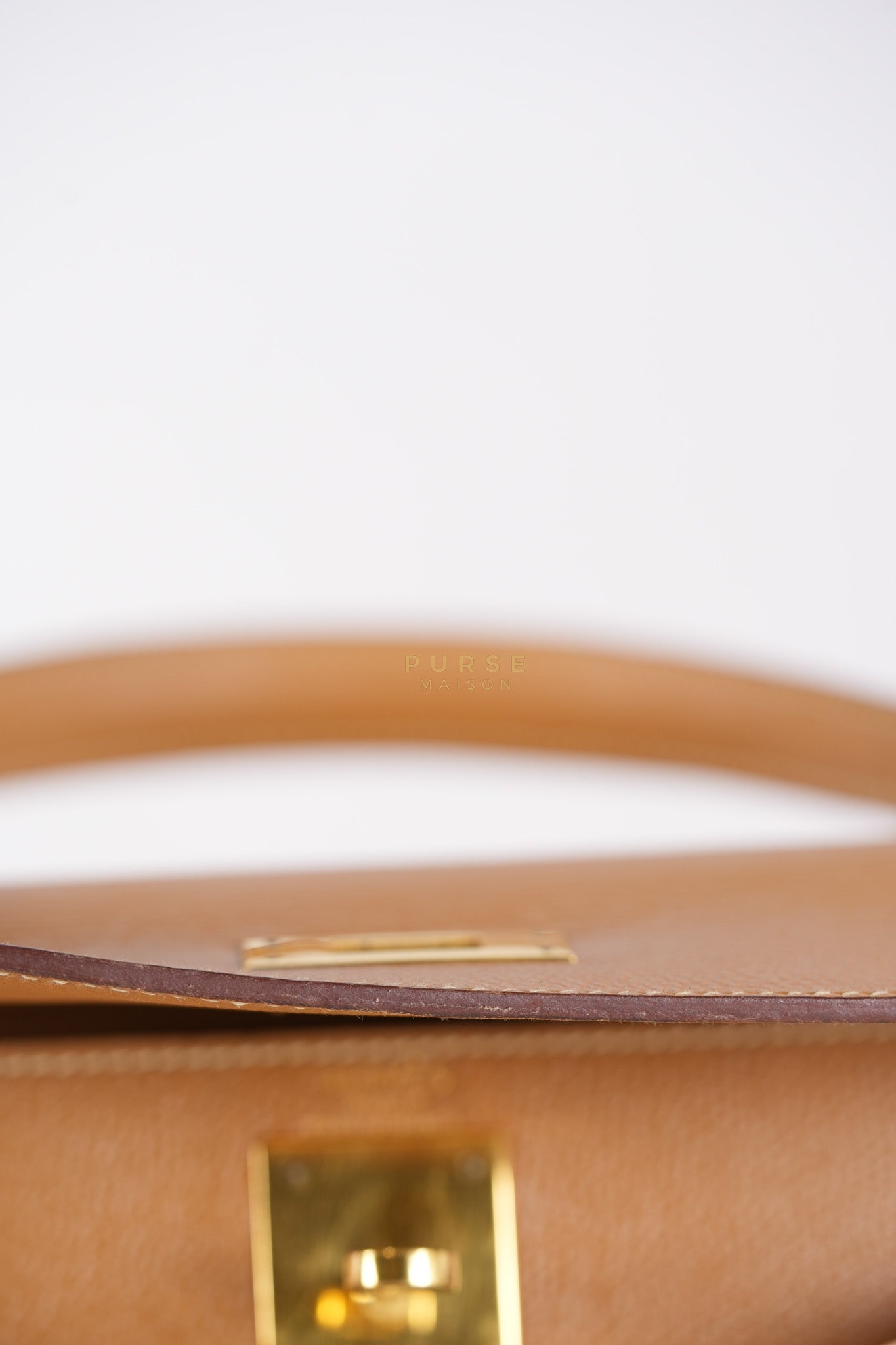 Kelly 28 Sellier in Gold Epsom Leather Gold Hardware Stamp W Circle(1993) | Purse Maison Luxury Bags Shop