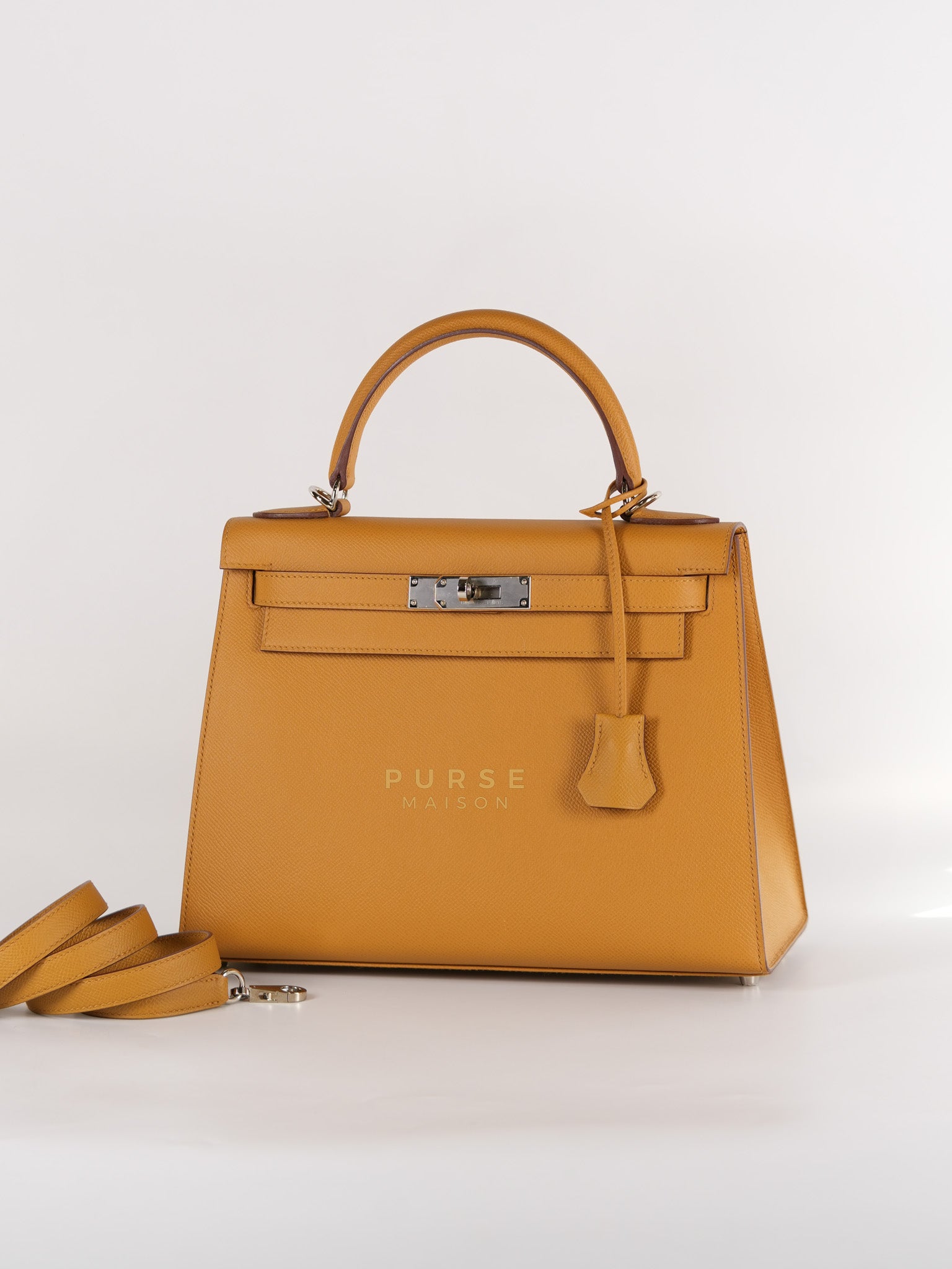 Kelly 28 Sellier in Sesame Epsom Leather Palladium Hardware Stamp Y (2020) | Purse Maison Luxury Bags Shop