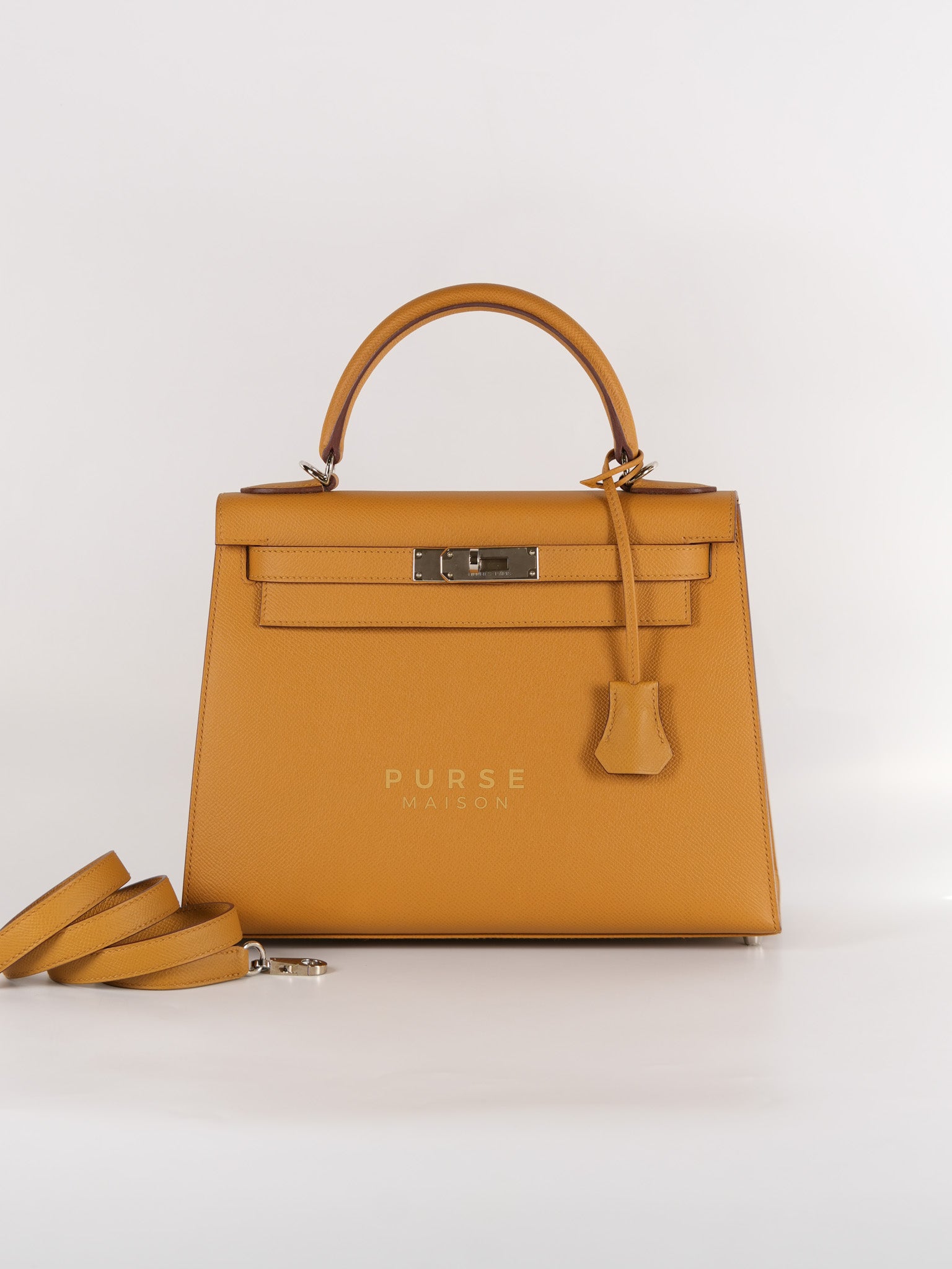Kelly 28 Sellier in Sesame Epsom Leather Palladium Hardware Stamp Y (2020) | Purse Maison Luxury Bags Shop