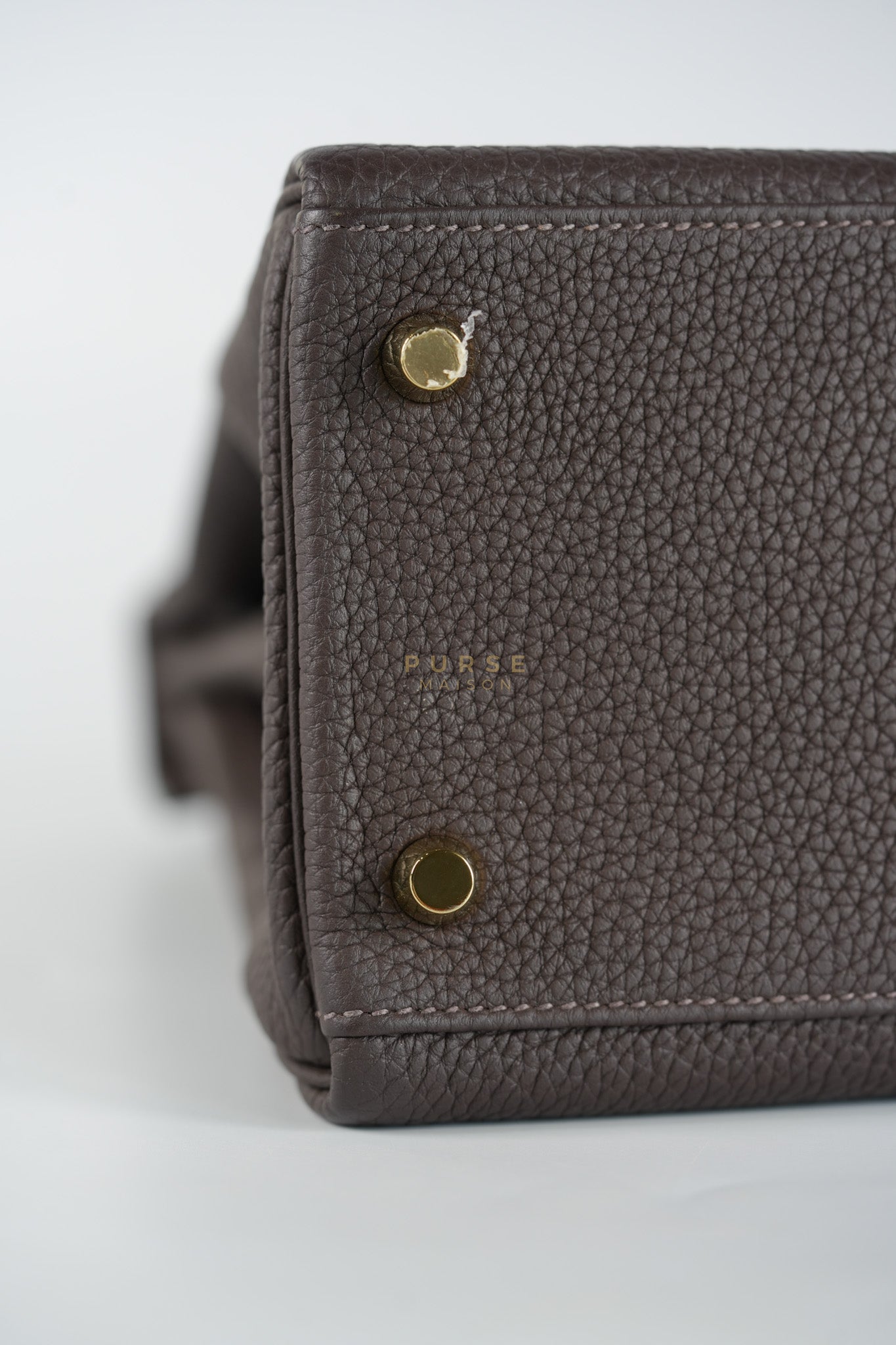 Kelly 32 Chocolate Togo Leather Gold Hardware Stamp D (2019) | Purse Maison Luxury Bags Shop