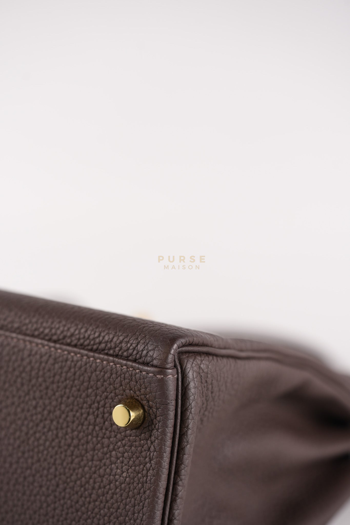 Kelly 32 Chocolate Togo Leather Gold Hardware Stamp D (2019) | Purse Maison Luxury Bags Shop