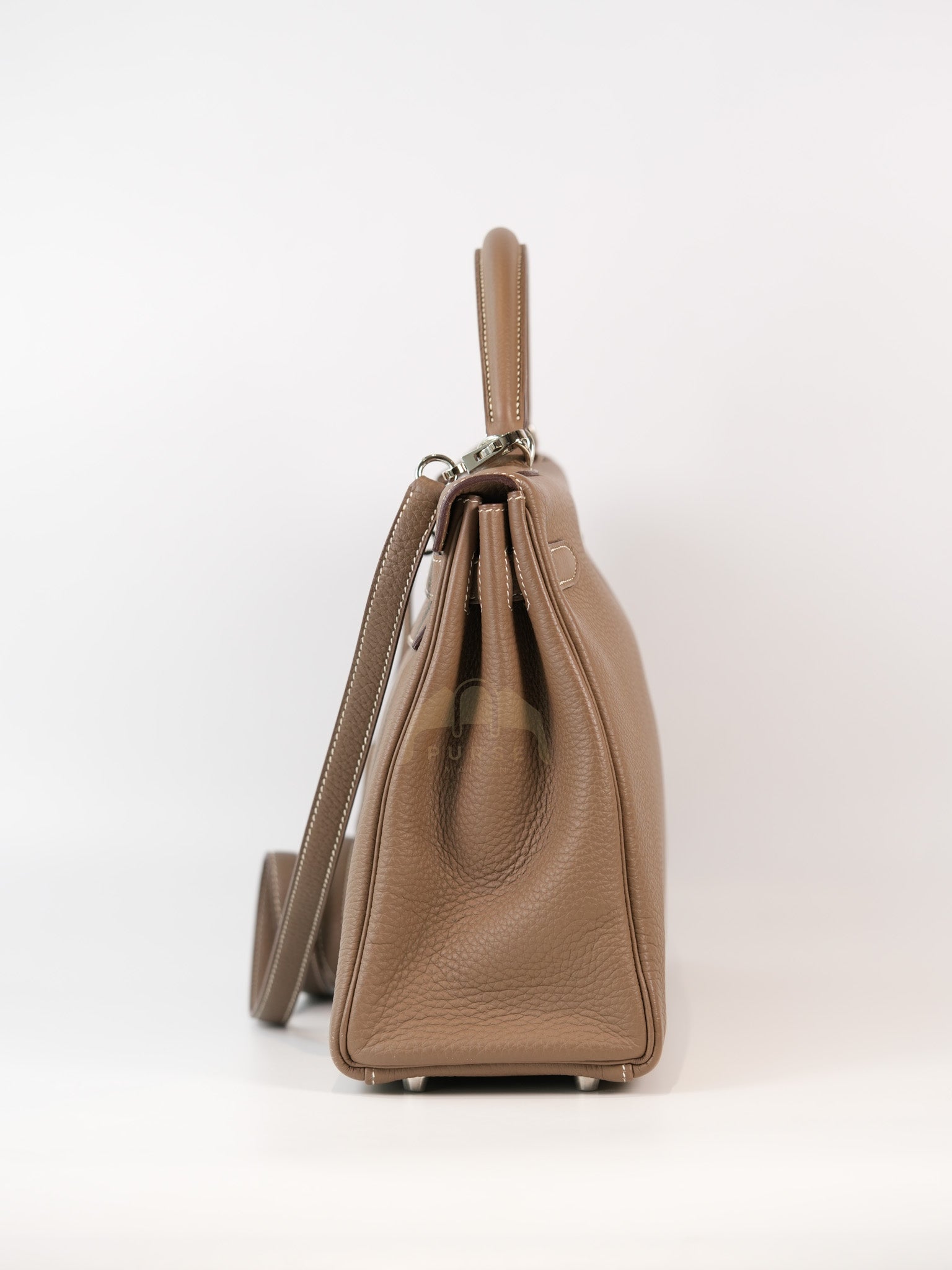 Kelly 32 Etoupe in Togo Leather and Palladium Hardware Stamp Square Q (2013) | Purse Maison Luxury Bags Shop