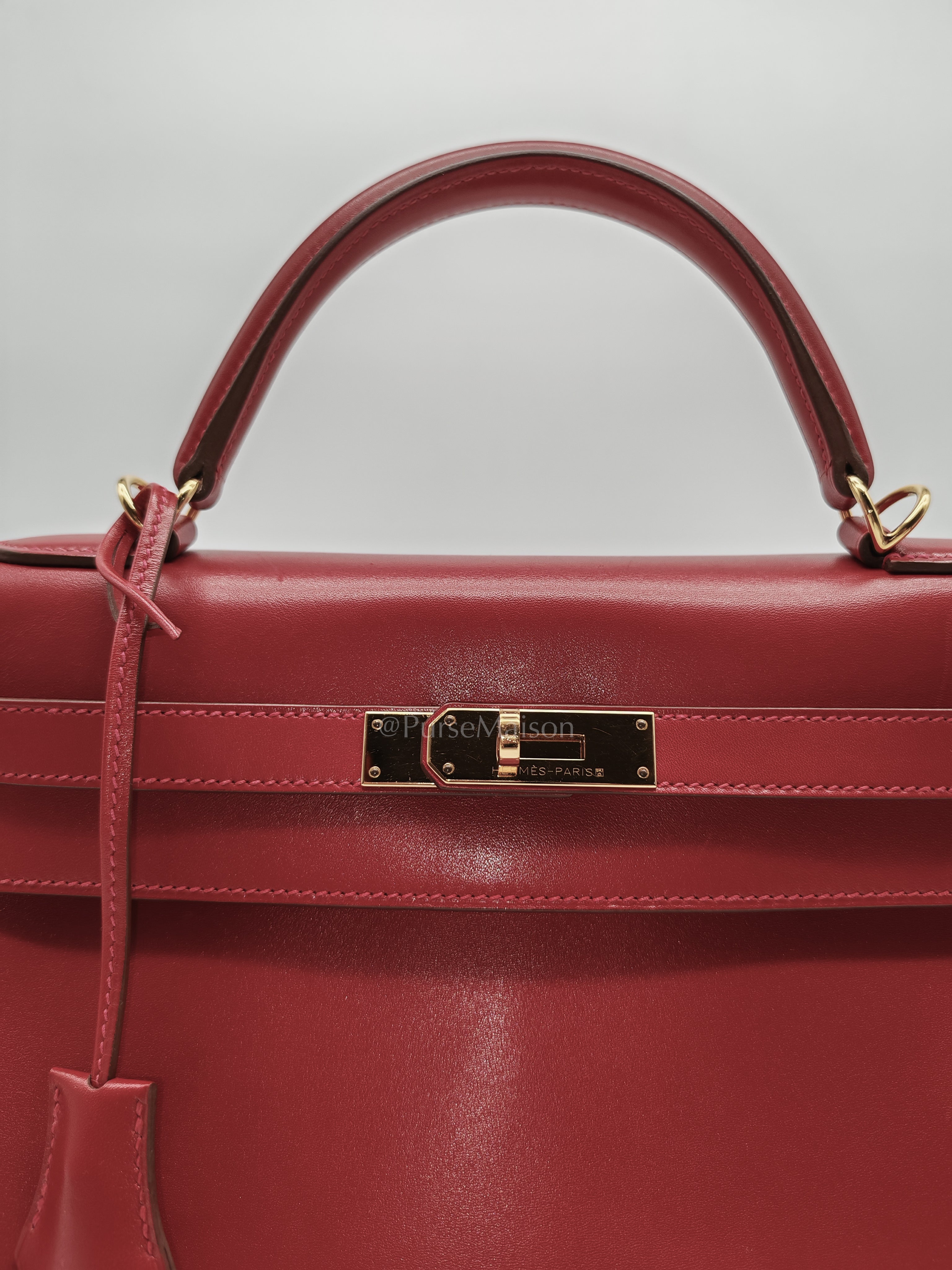 Kelly 32 Retourne in Rouge Vif Tadelakt Leather and Gold Hardware Stamp X (2016) | Purse Maison Luxury Bags Shop
