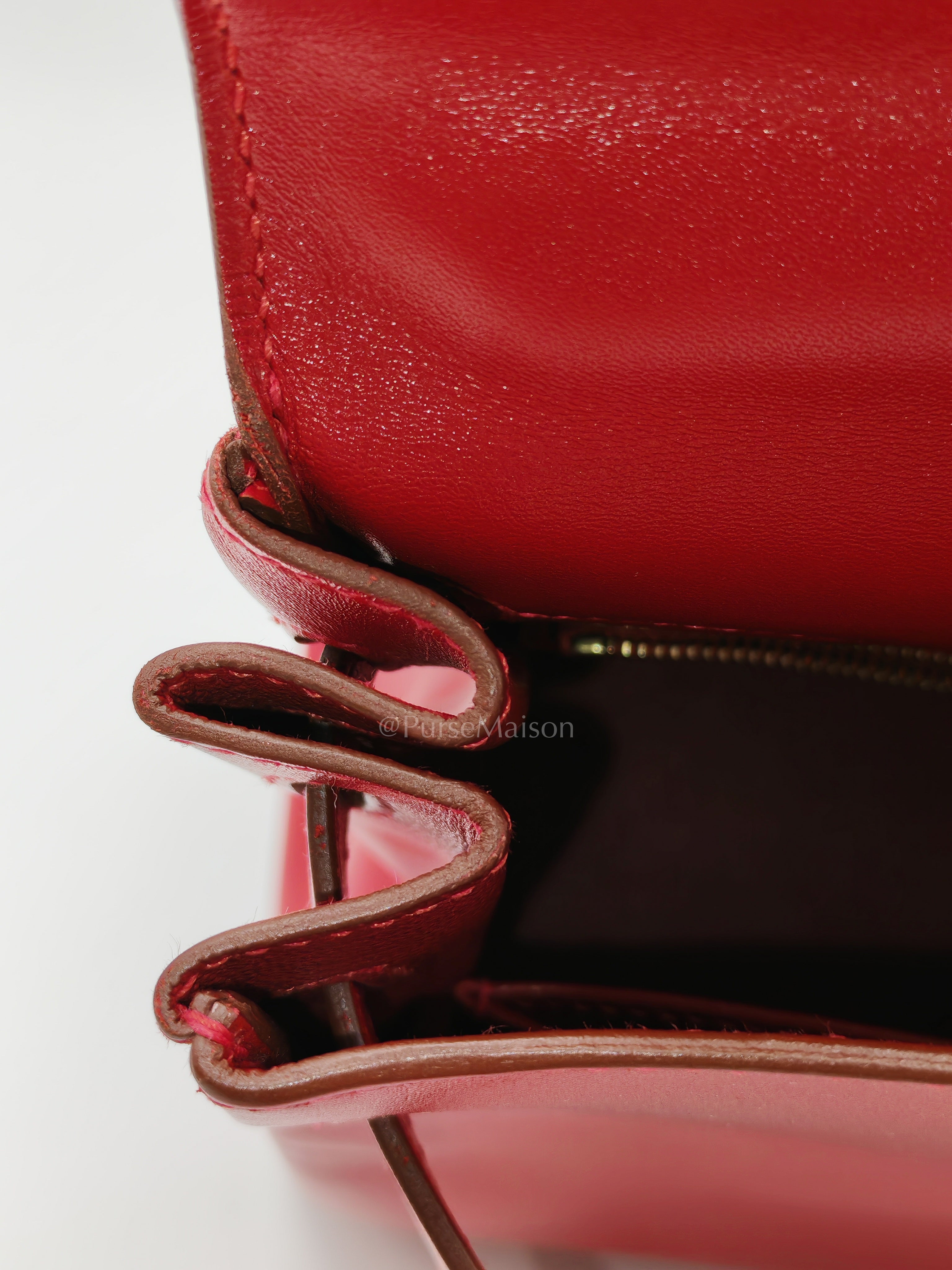 Kelly 32 Retourne in Rouge Vif Tadelakt Leather and Gold Hardware Stamp X (2016) | Purse Maison Luxury Bags Shop