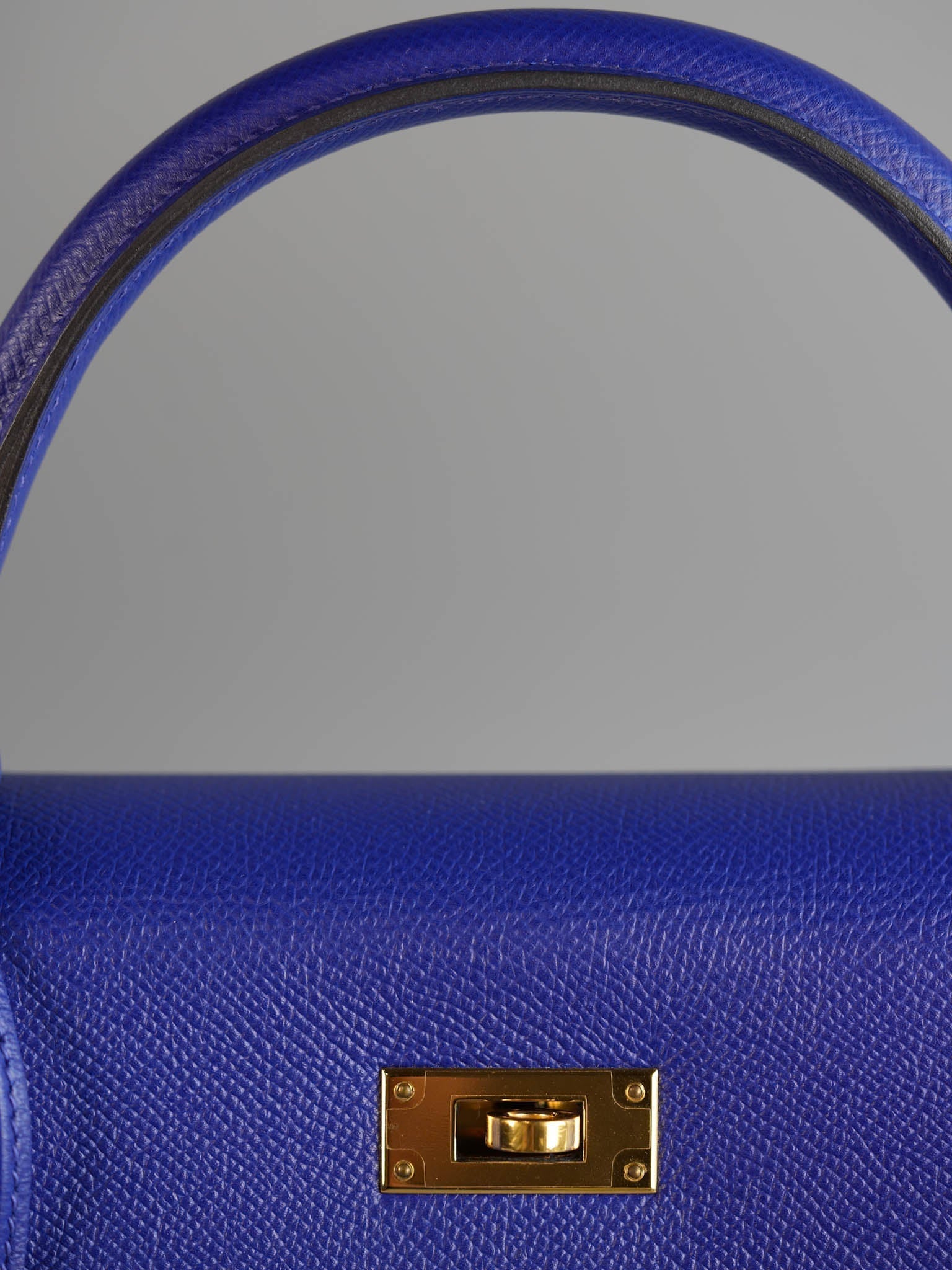 Kelly 32 Sellier Blue Electrique Epsom Gold Hardware Stamp T | Purse Maison Luxury Bags Shop