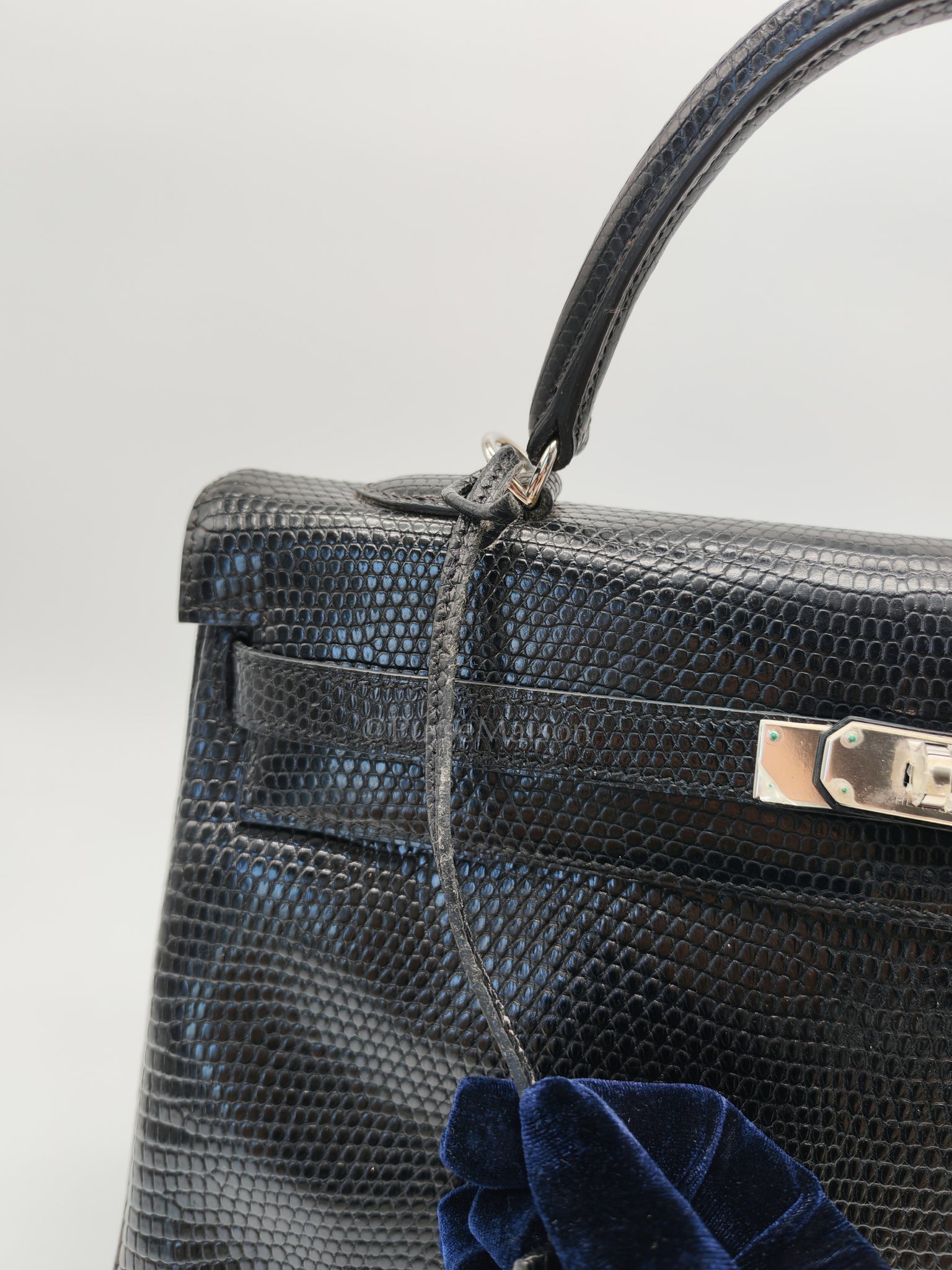 Kelly 35 Retourne in Black Lizard Leather and Palladium Hardware Stamp Square O (2011) | Purse Maison Luxury Bags Shop