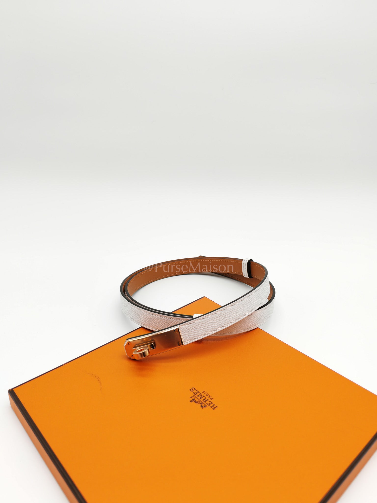 Kelly Belt Blanc in Epsom Leather and Rose Gold Hardware Stamp K (2025) | Purse Maison Luxury Bags Shop
