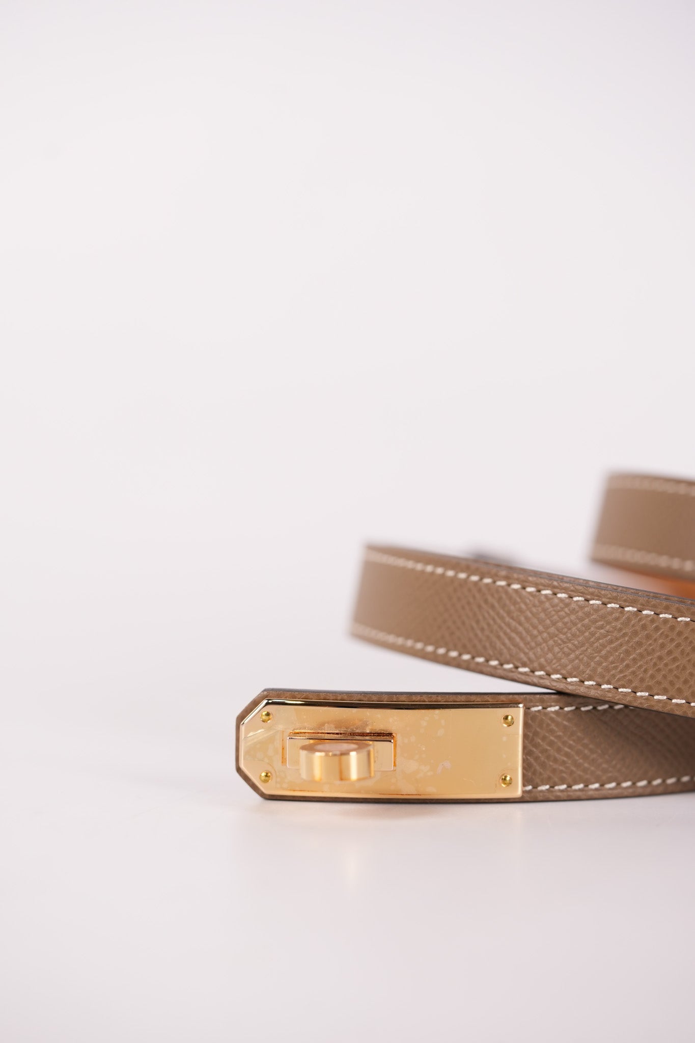 Kelly Belt Etoupe in Epsom Leather and Rose Gold Hardware Stamp B (2023) | Purse Maison Luxury Bags Shop