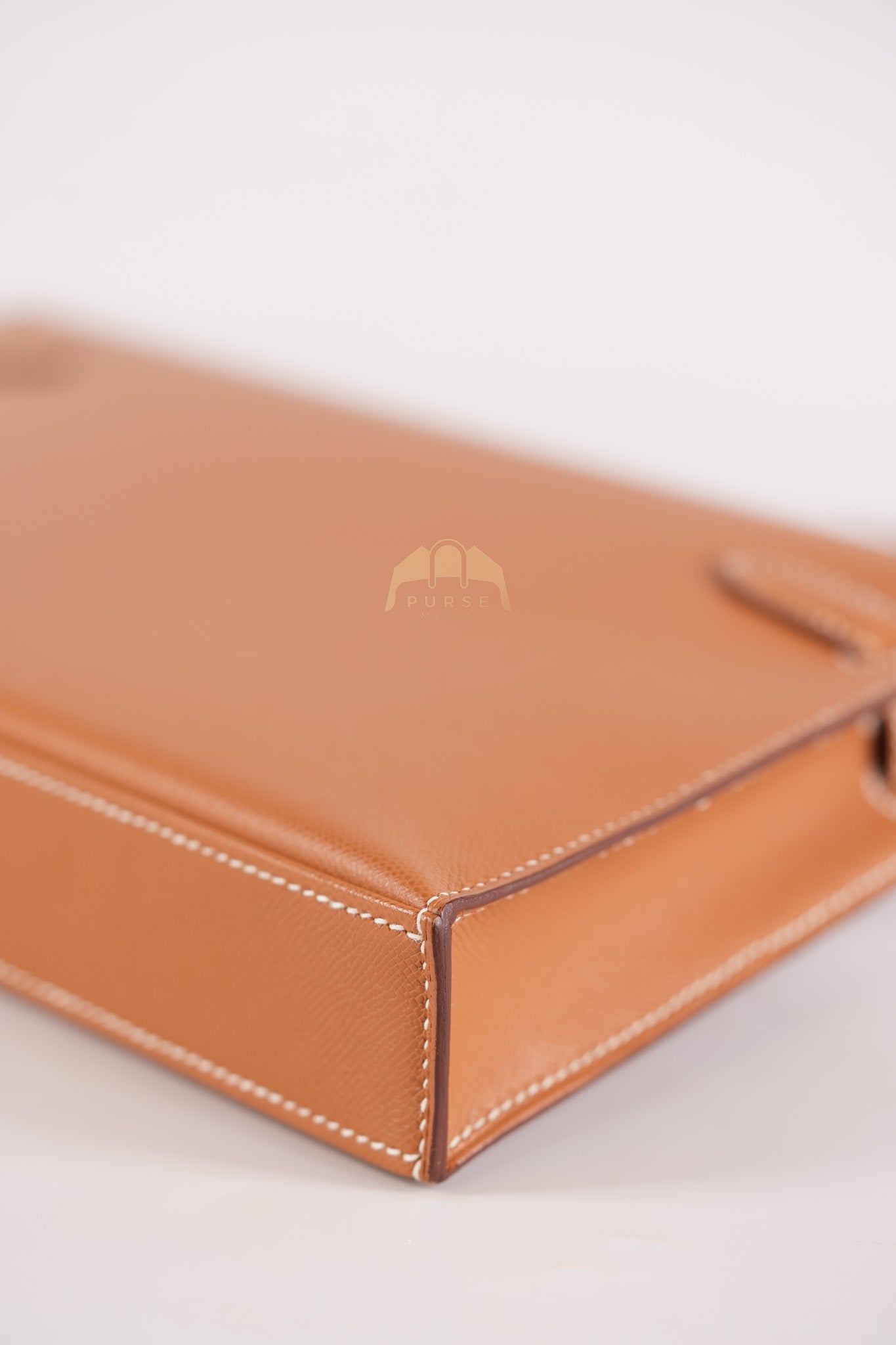 Kelly Elan in Gold in Veau Madame Leather and Gold Hardware Stamp B (2023) | Purse Maison Luxury Bags Shop