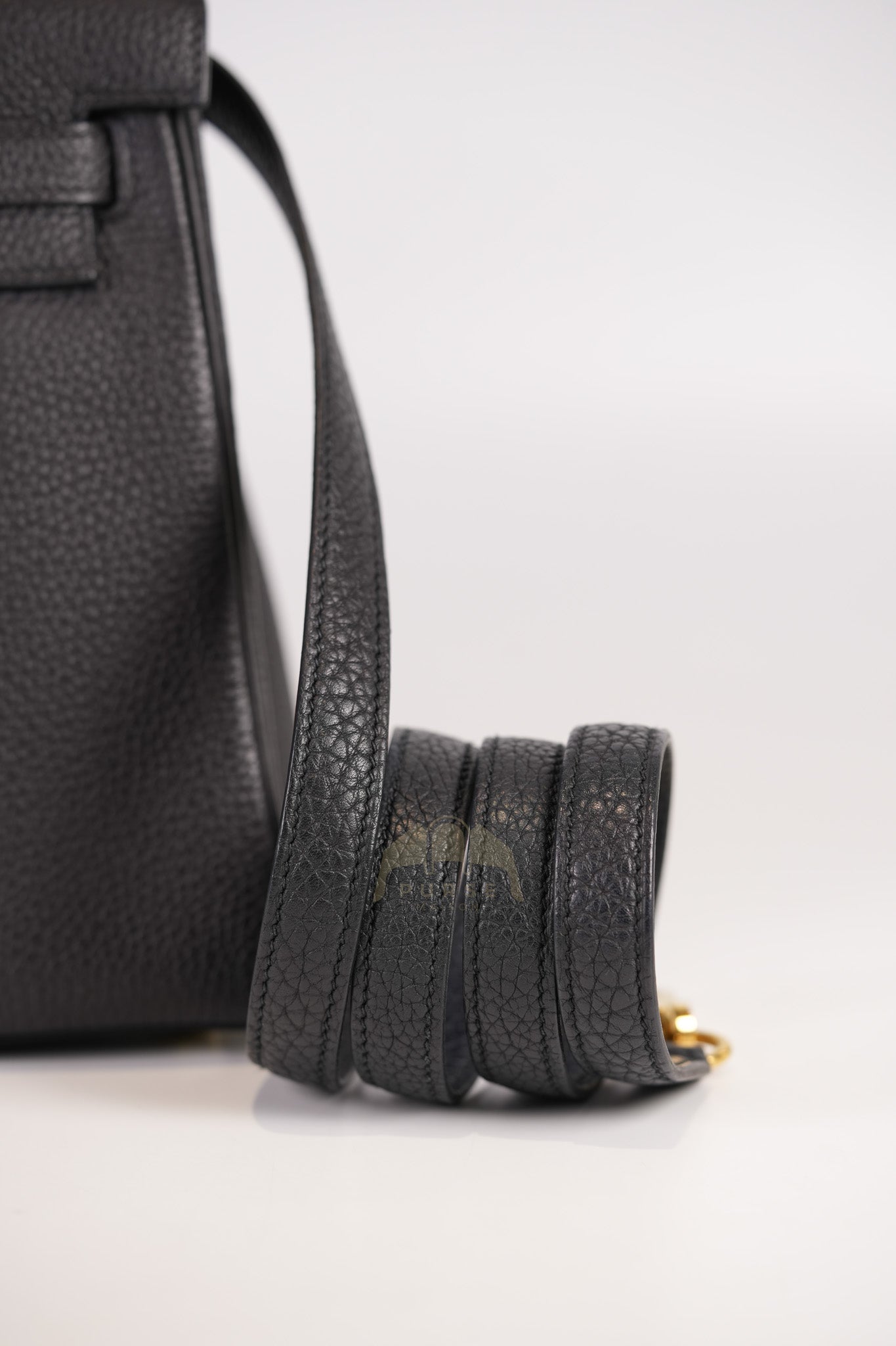 Kelly II 25 Retourne in Noir Togo Leather & Gold Hardware Stamp Y(2020) | Purse Maison Luxury Bags Shop