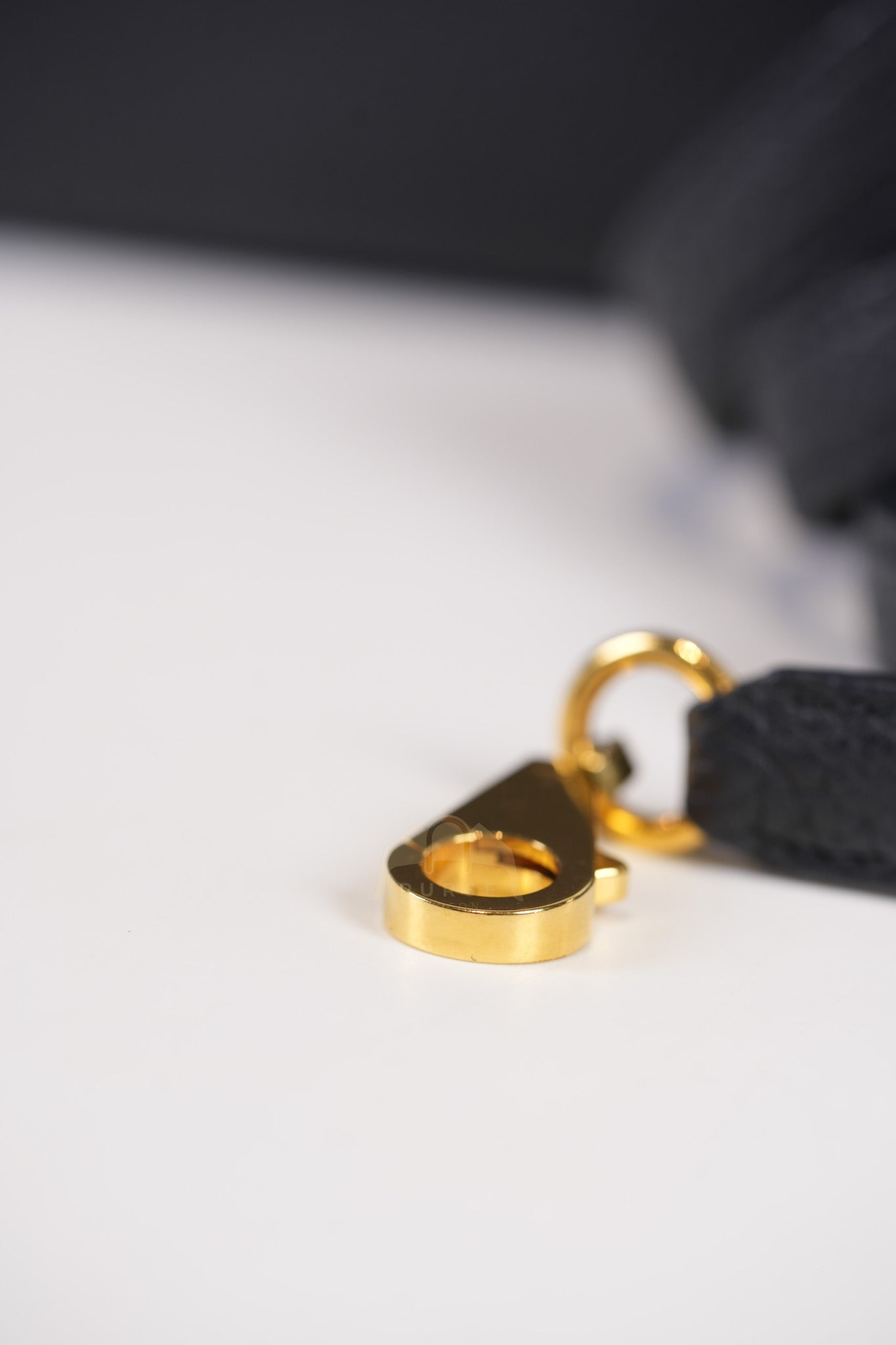 Kelly II 25 Retourne in Noir Togo Leather & Gold Hardware Stamp Y(2020) | Purse Maison Luxury Bags Shop