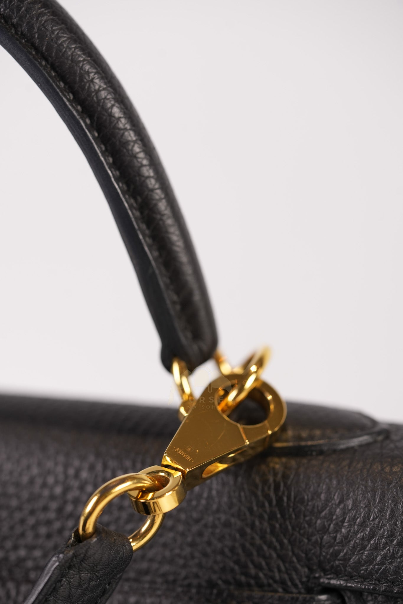 Kelly II 25 Retourne in Noir Togo Leather & Gold Hardware Stamp Y(2020) | Purse Maison Luxury Bags Shop