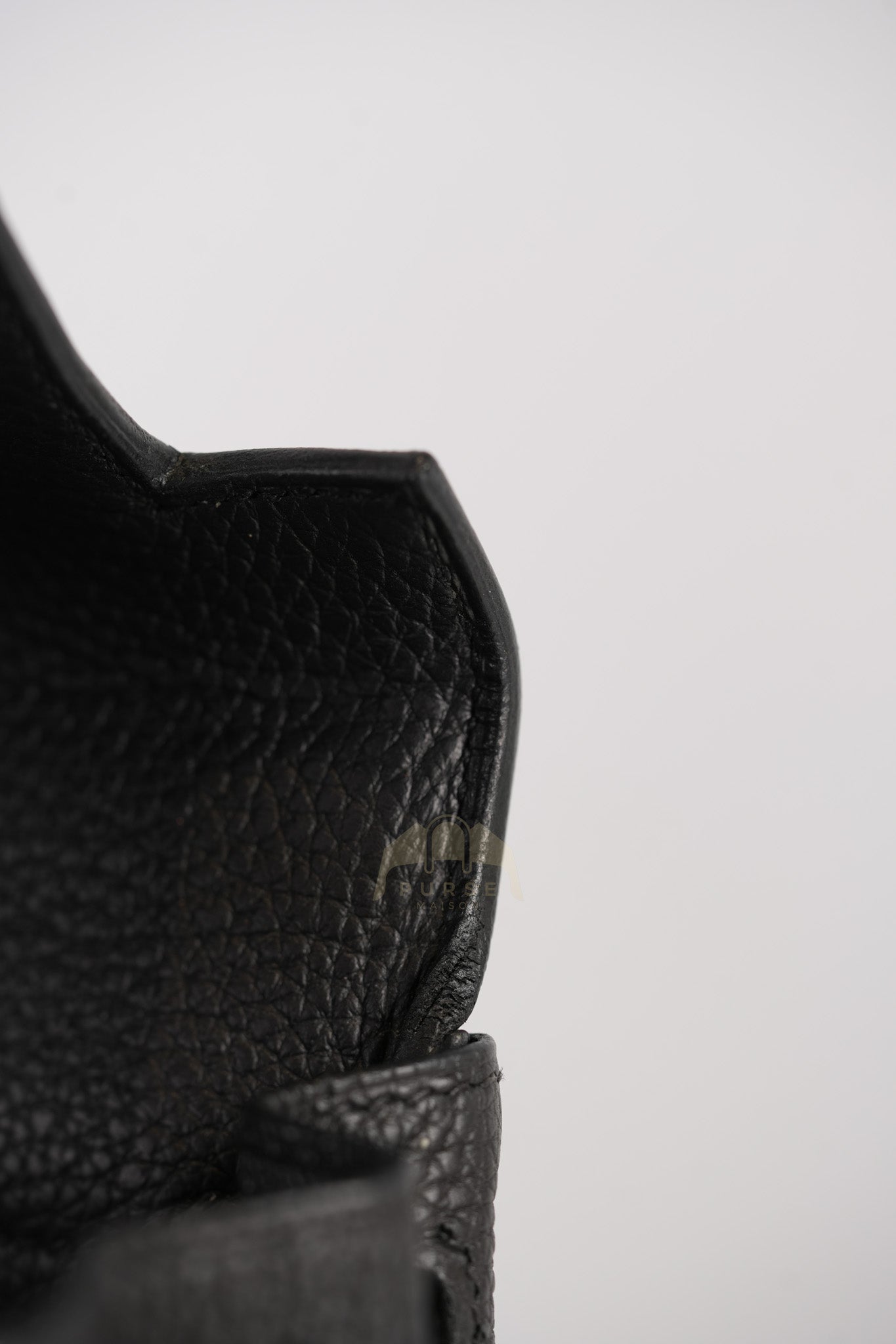 Kelly II 25 Retourne in Noir Togo Leather & Gold Hardware Stamp Y(2020) | Purse Maison Luxury Bags Shop