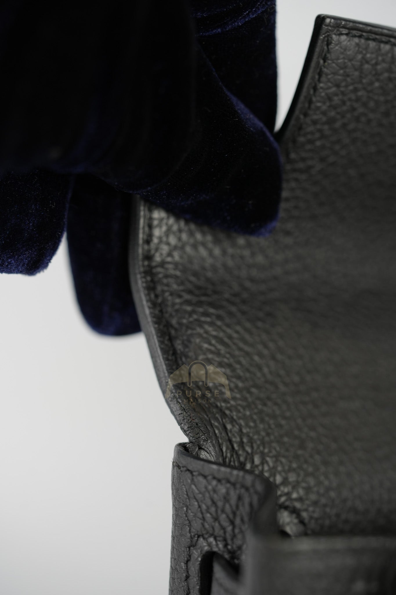 Kelly II 25 Retourne in Noir Togo Leather & Gold Hardware Stamp Y(2020) | Purse Maison Luxury Bags Shop