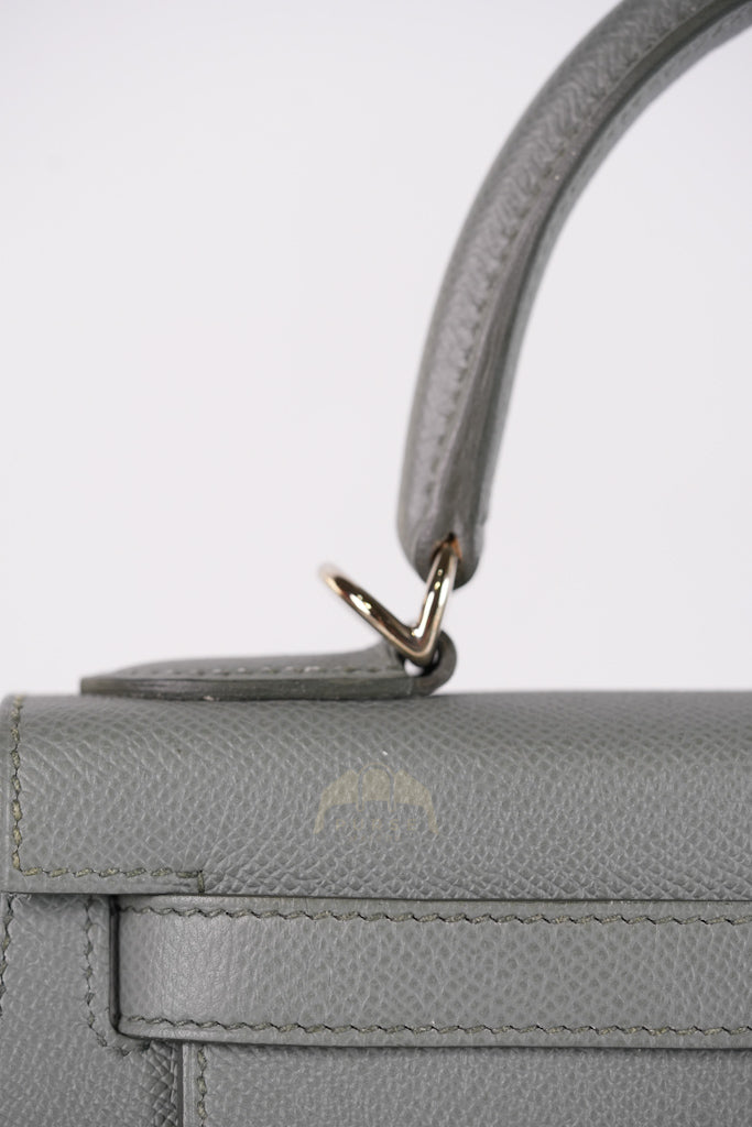Kelly II Sellier 28 in Vert Amande Epsom Leather Palladium Hardware Stamp D(2019) | Purse Maison Luxury Bags Shop