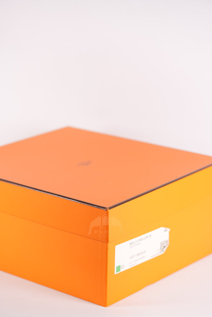 Kelly II Sellier 28 in Vert Amande Epsom Leather Palladium Hardware Stamp D(2019) | Purse Maison Luxury Bags Shop