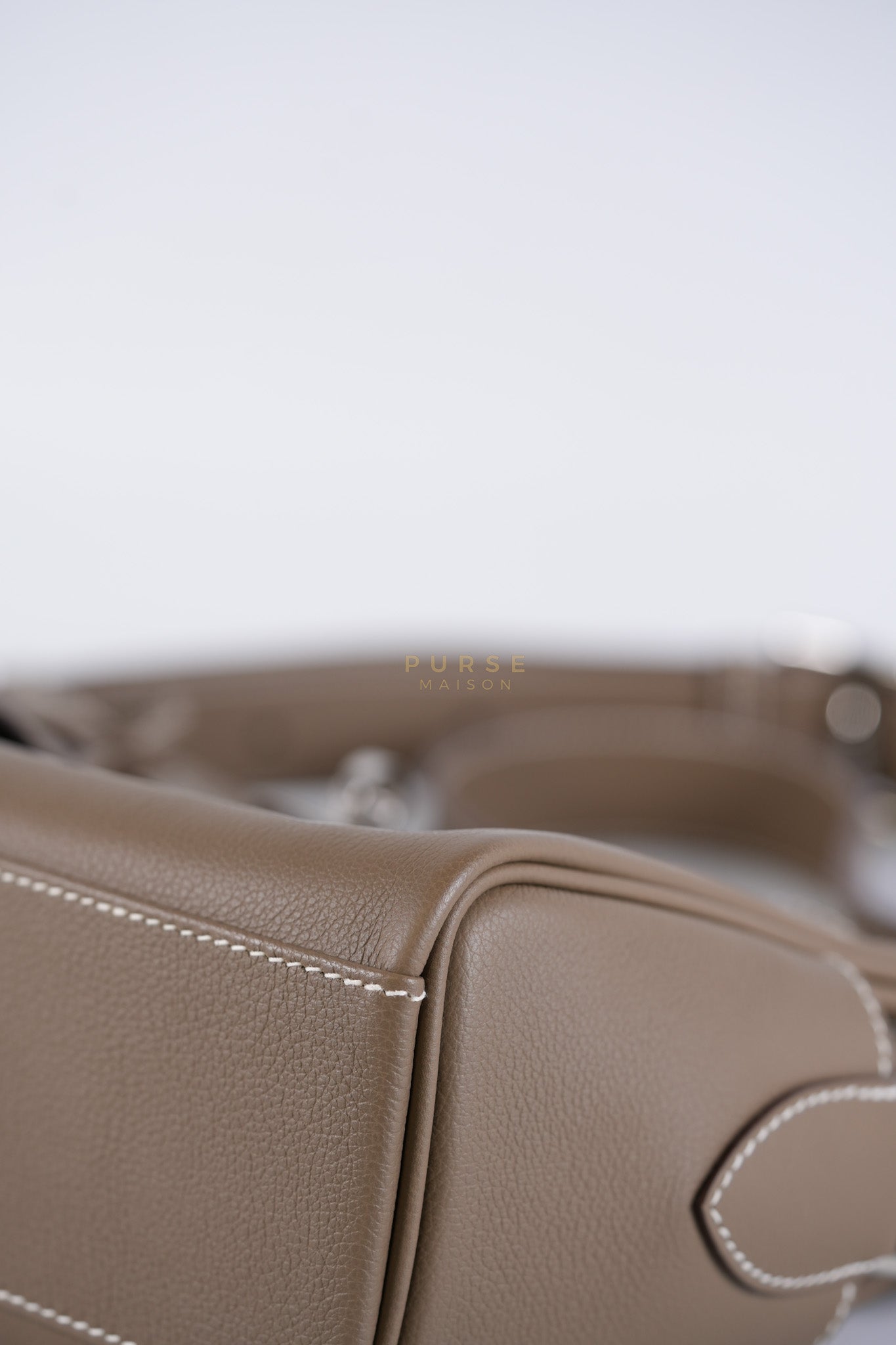 Kelly Messenger PM in Etoupe Evercolor Leather Palladium Hardware Stamp K (2025) | Purse Maison Luxury Bags Shop