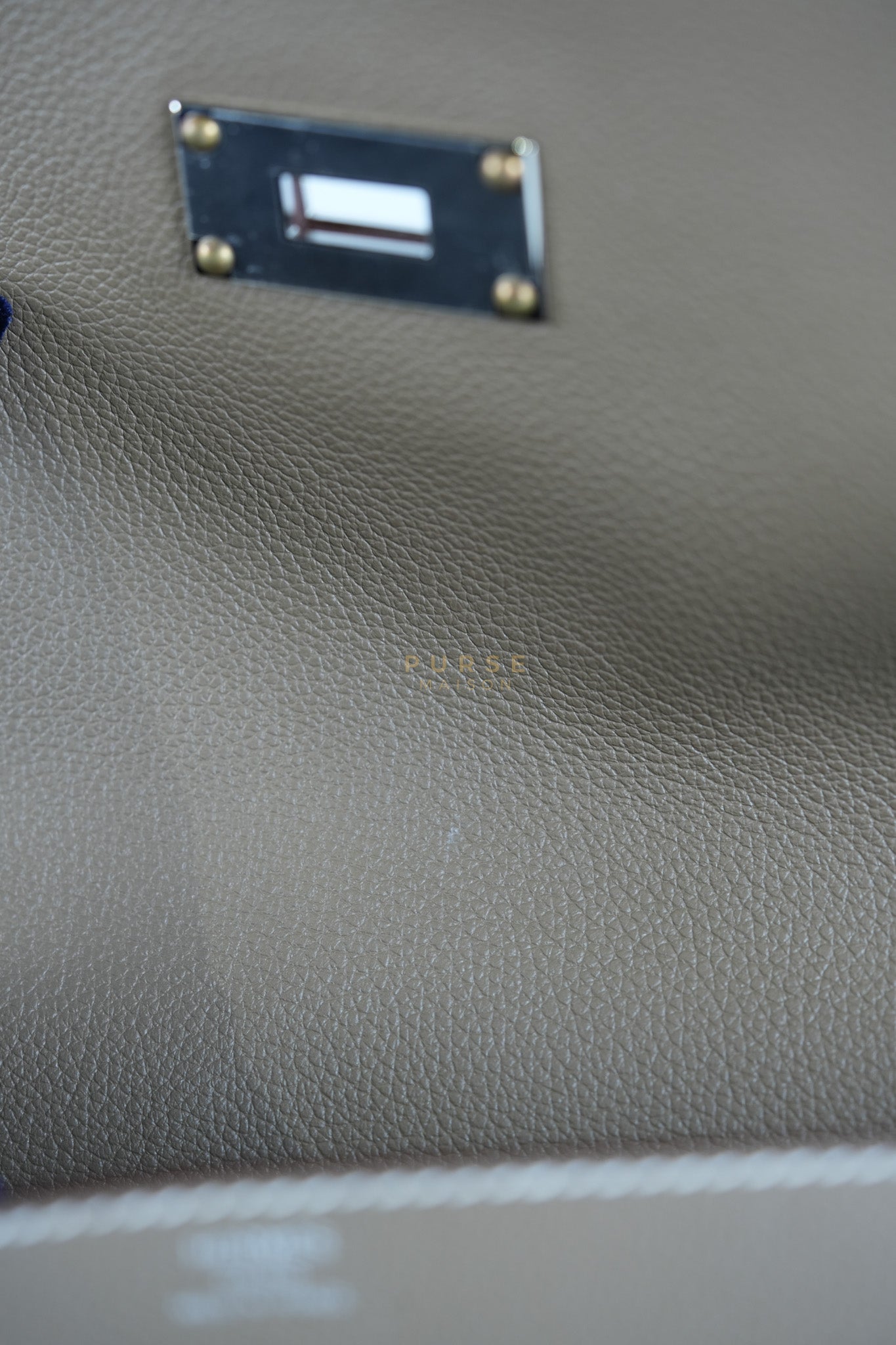 Kelly Messenger PM in Etoupe Evercolor Leather Palladium Hardware Stamp K (2025) | Purse Maison Luxury Bags Shop