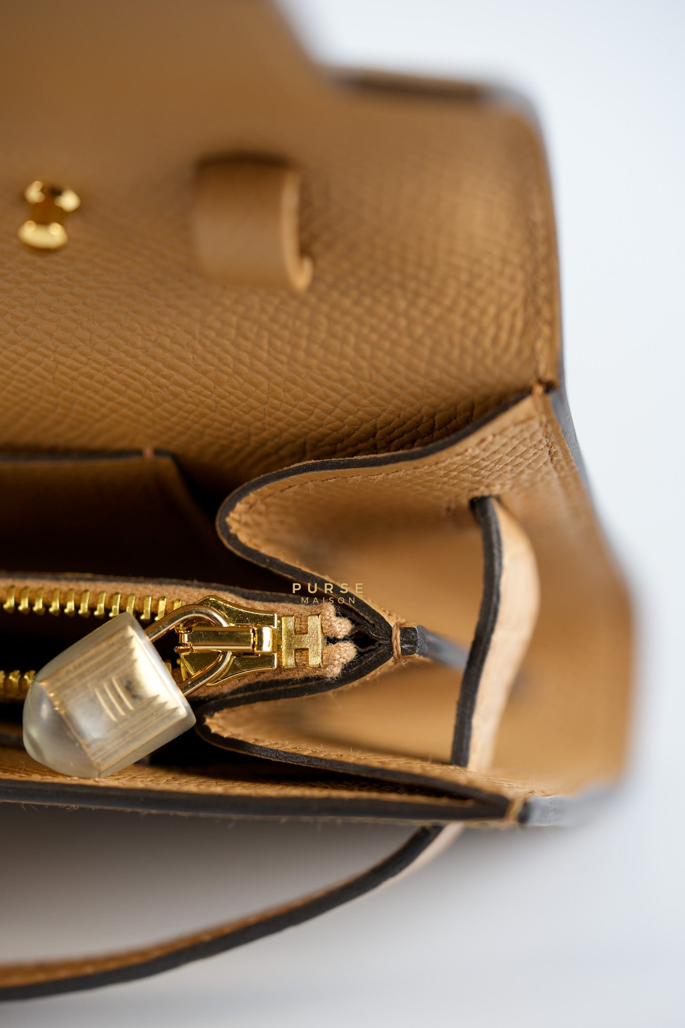 Kelly To Go Touch Chai Gold Hardware | Purse Maison Luxury Bags Shop