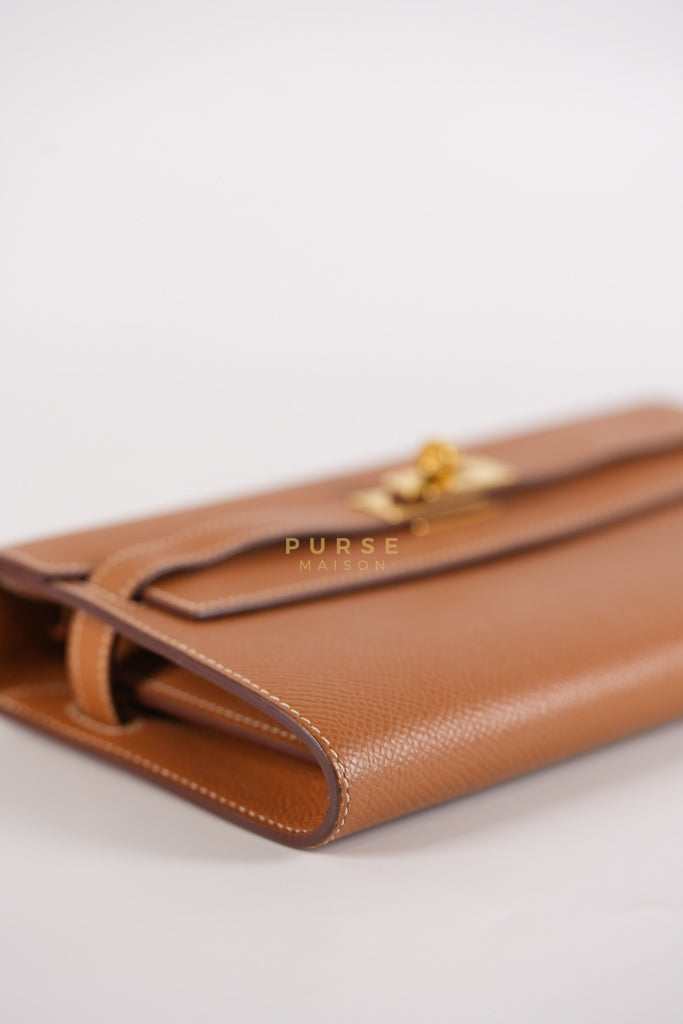 Kelly To Go in Gold Epsom Leather and Gold Hardware Stamp Y (2020) | Purse Maison Luxury Bags Shop