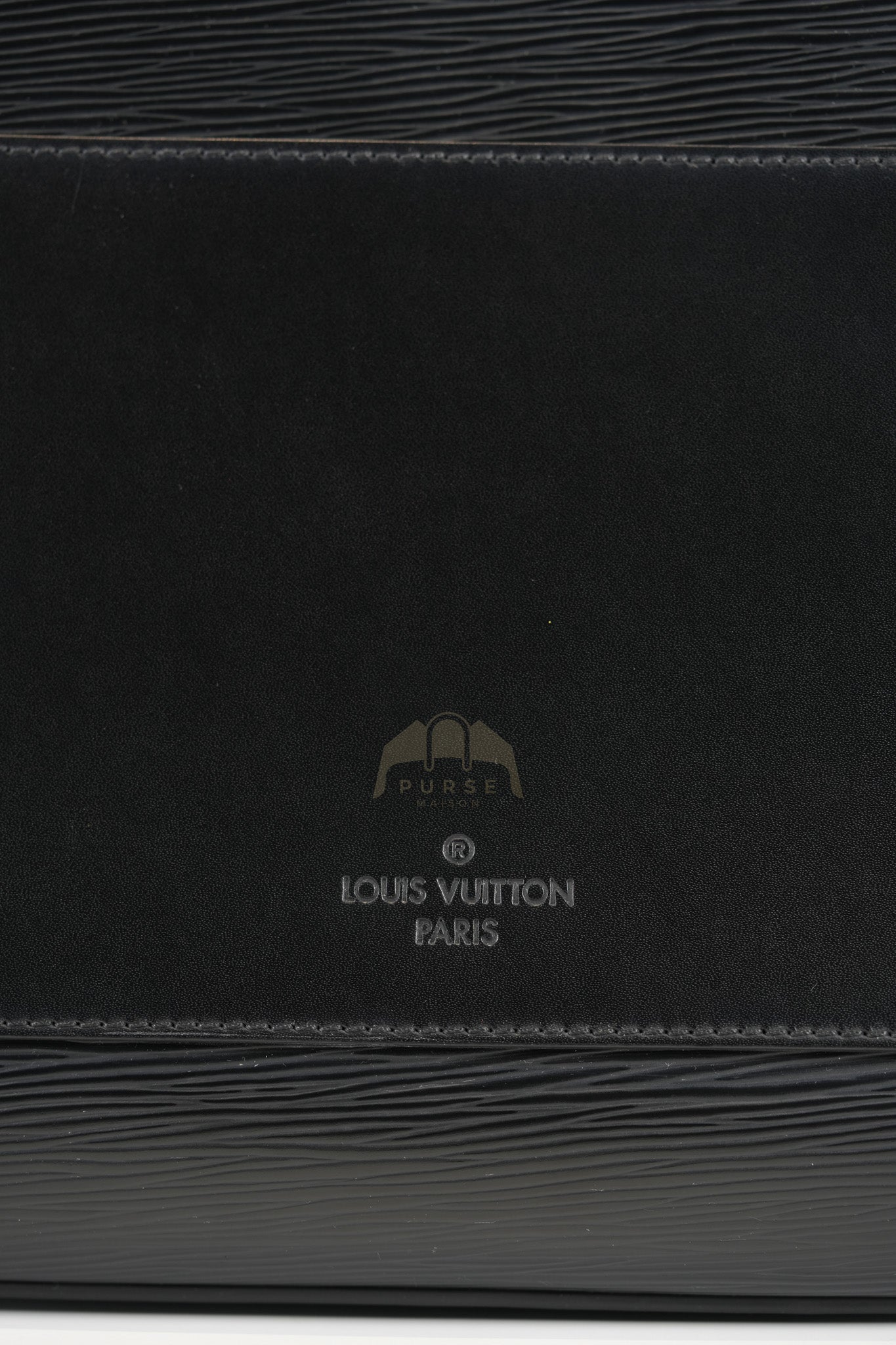 Kleber MM Bag in Black Epi Leather & Silver Hardware (Date Code: FO3106) | Purse Maison Luxury Bags Shop