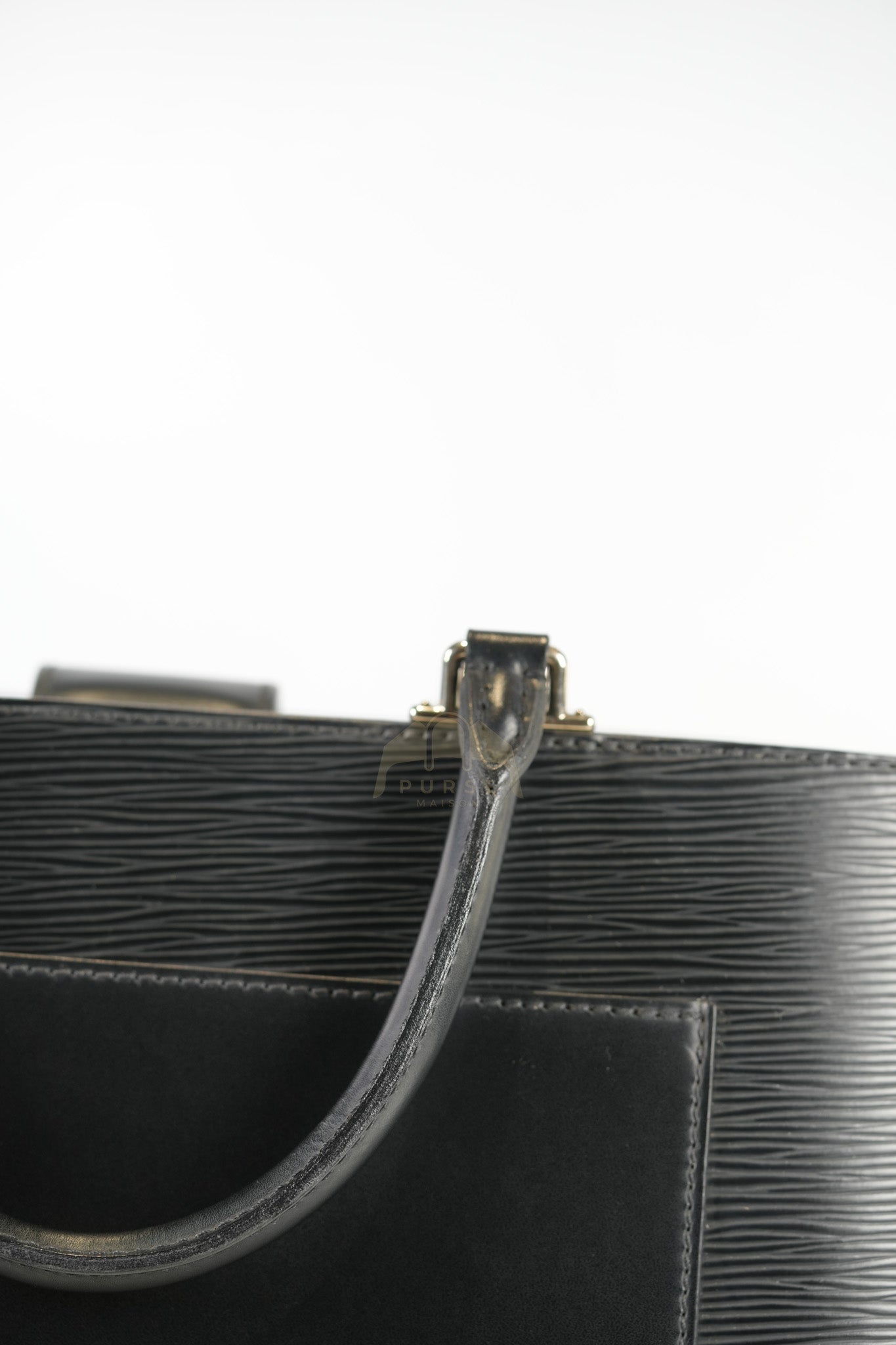 Kleber MM Bag in Black Epi Leather & Silver Hardware (Date Code: FO3106) | Purse Maison Luxury Bags Shop