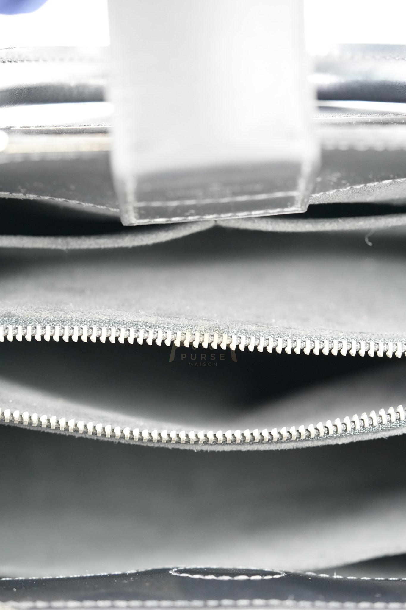 Kleber MM Bag in Black Epi Leather & Silver Hardware (Date Code: FO3106) | Purse Maison Luxury Bags Shop