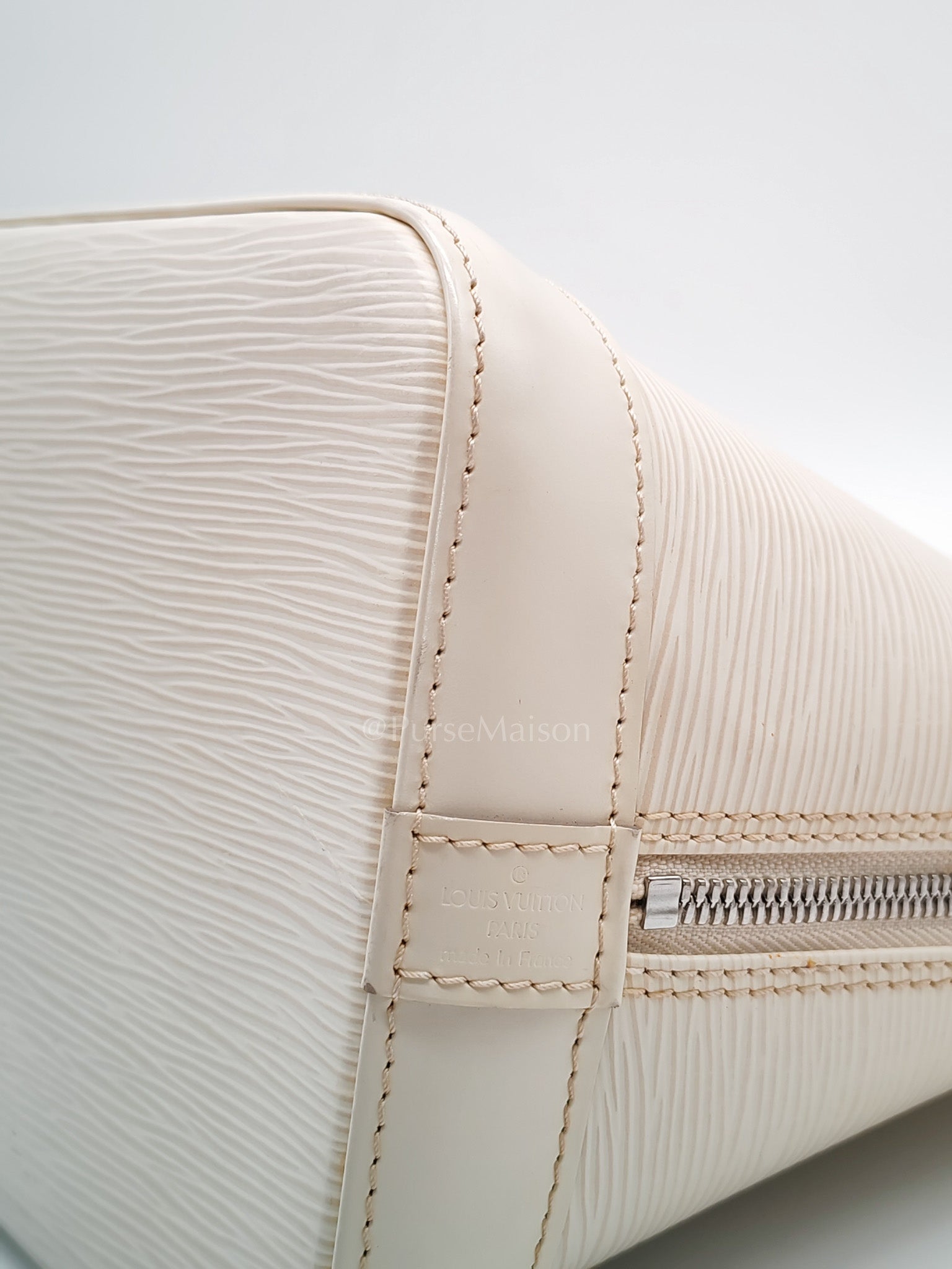 Alma PM in Ivoire Epi Leather & Silver Hardware (Date Code: FL2047)