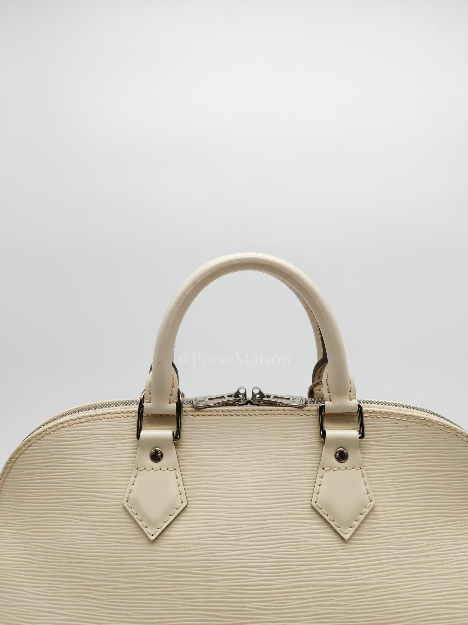 Alma PM in Ivoire Epi Leather & Silver Hardware (Date Code: FL2047)