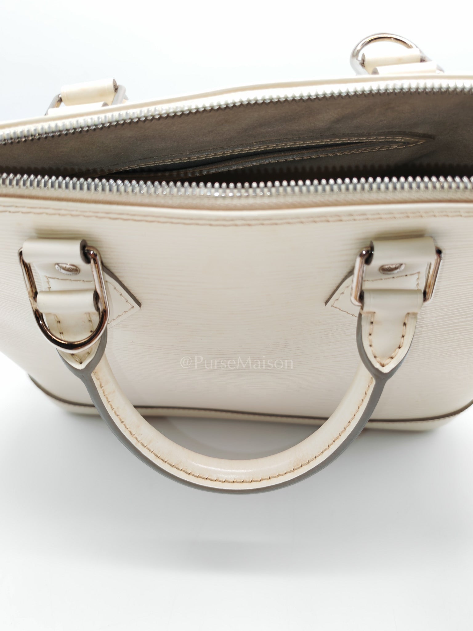 Alma PM in Ivoire Epi Leather & Silver Hardware (Date Code: FL2047)