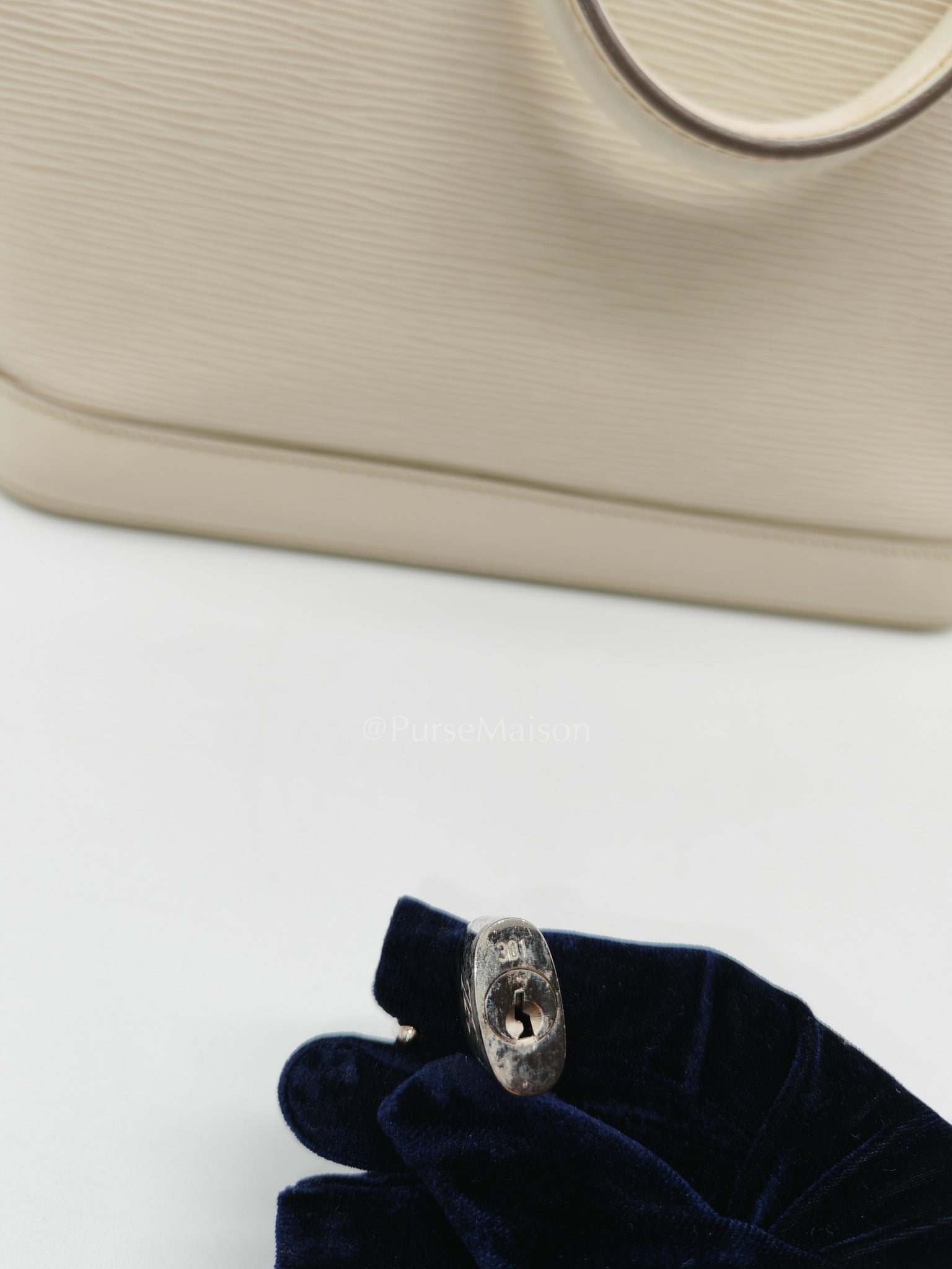 Alma PM in Ivoire Epi Leather & Silver Hardware (Date Code: FL2047)