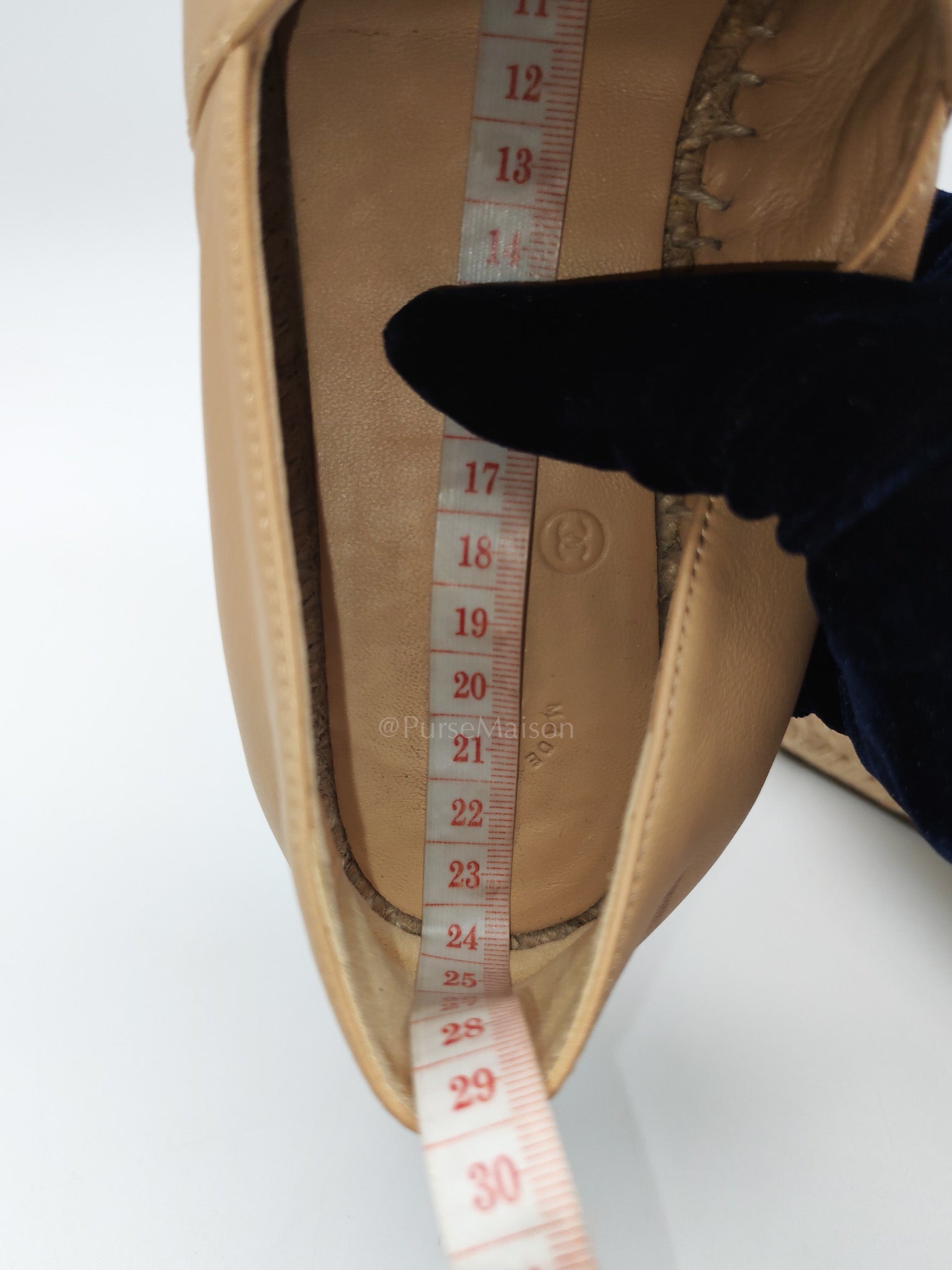 CC Espadrilles in Beige Lambskin Leather and Black Toe Size 37 EU (23.5cm)