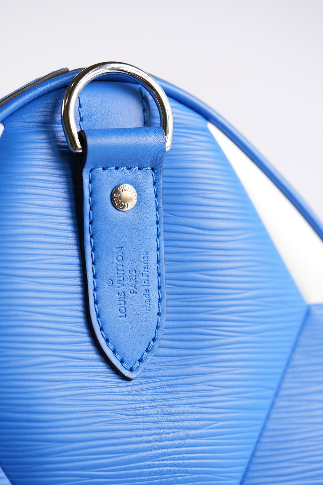 Louis Vuitton x FIFA World Cup Keepall Bandouliere 55 | Purse Maison Luxury Bags Shop