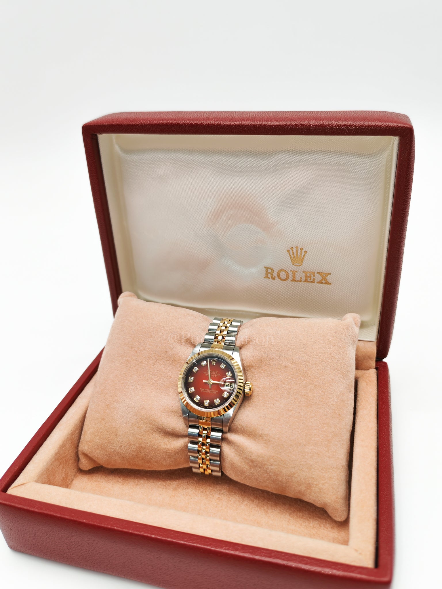 Lady Datejust 26mm Oyster Perpetual Red Vignette Diamond Dial Two-toned Stainless Steel Strap Watch (Reference Number: 69173) | Purse Maison Luxury Bags Shop