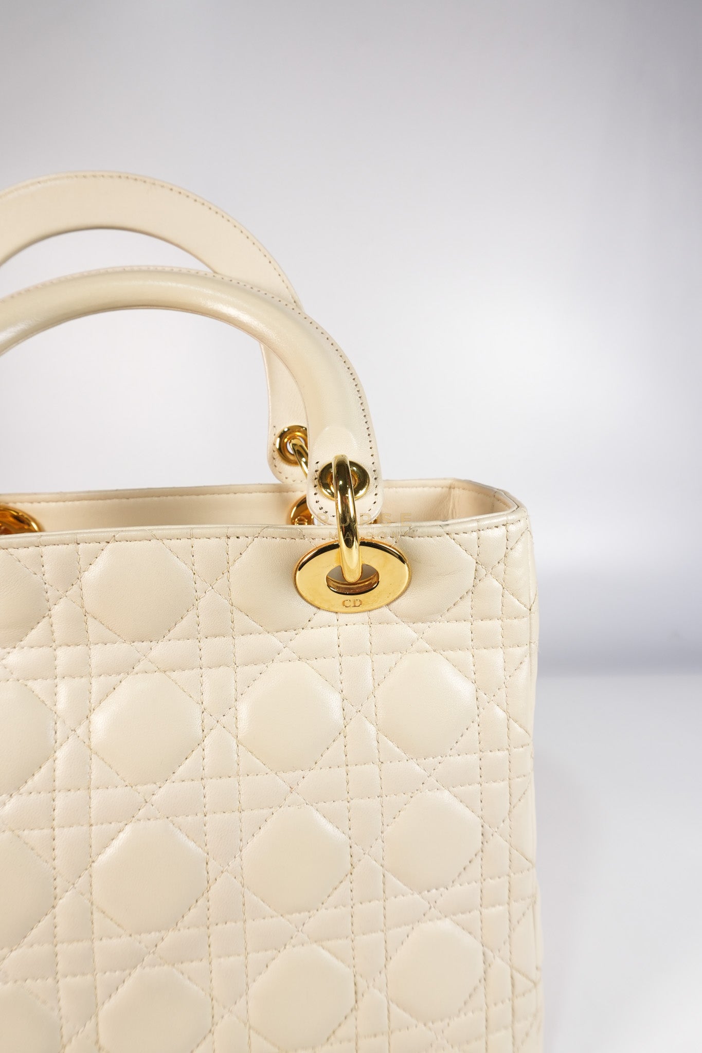 Lady Dior Medium in Cream Cannage Lambskin Leather and Gold Hardware | Purse Maison Luxury Bags Shop