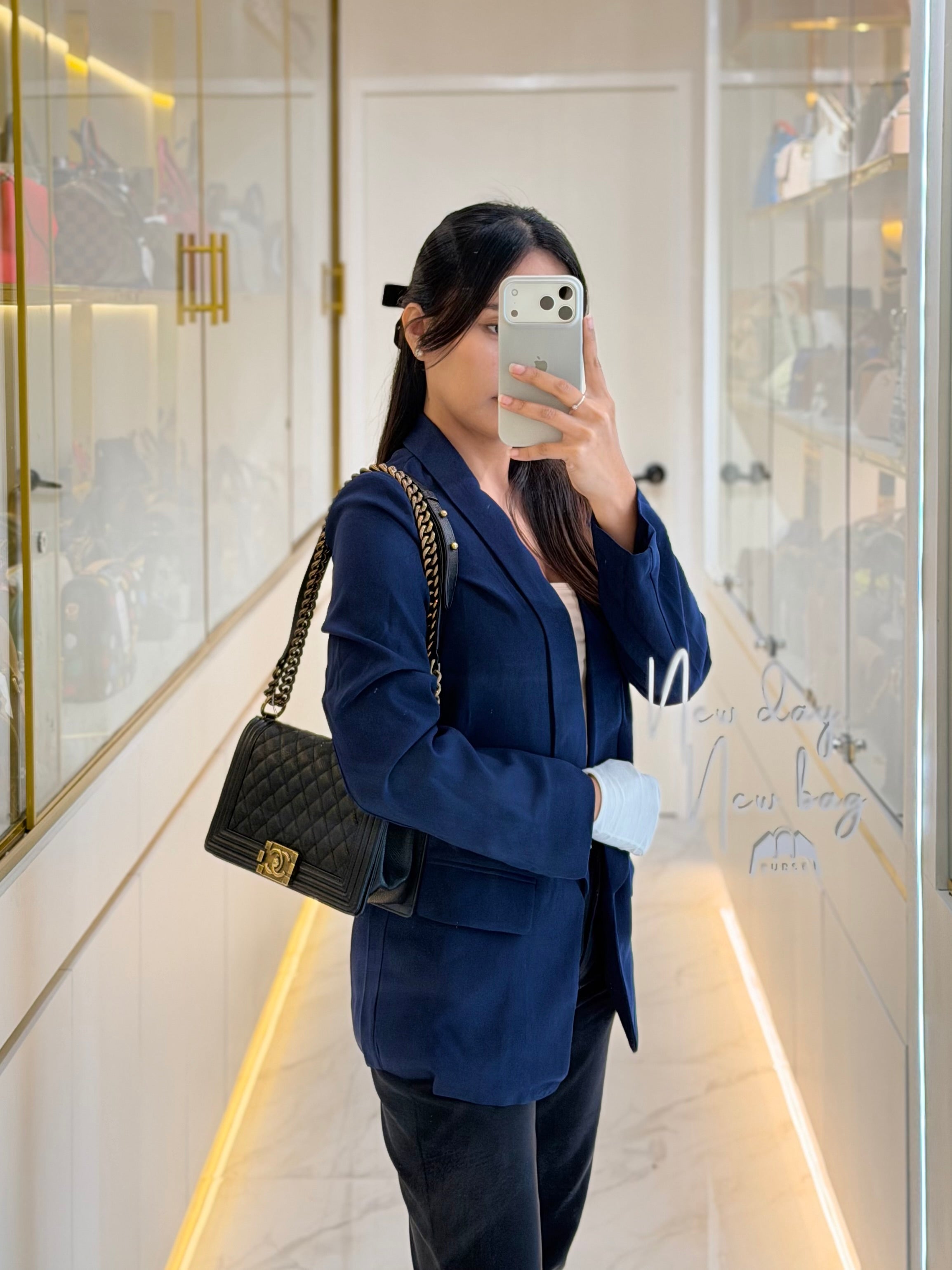 Le Boy Medium in Black Caviar Leather in Aged Gold Hardware (Series 20) | Purse Maison Luxury Bags Shop