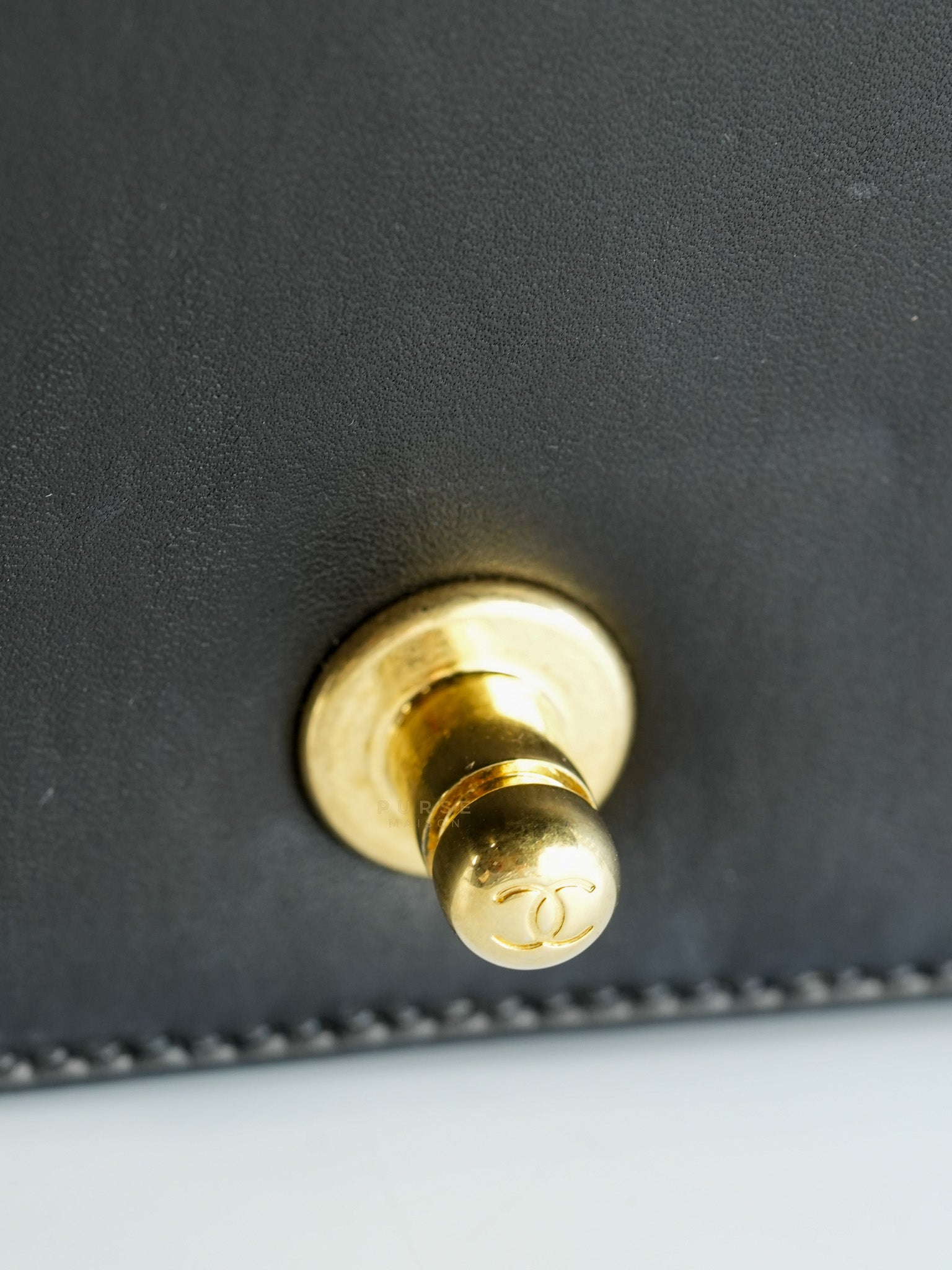 Le Boy New Medium In Black Lambskin Leather Aged Gold Hardware( Series 23) | Purse Maison Luxury Bags Shop