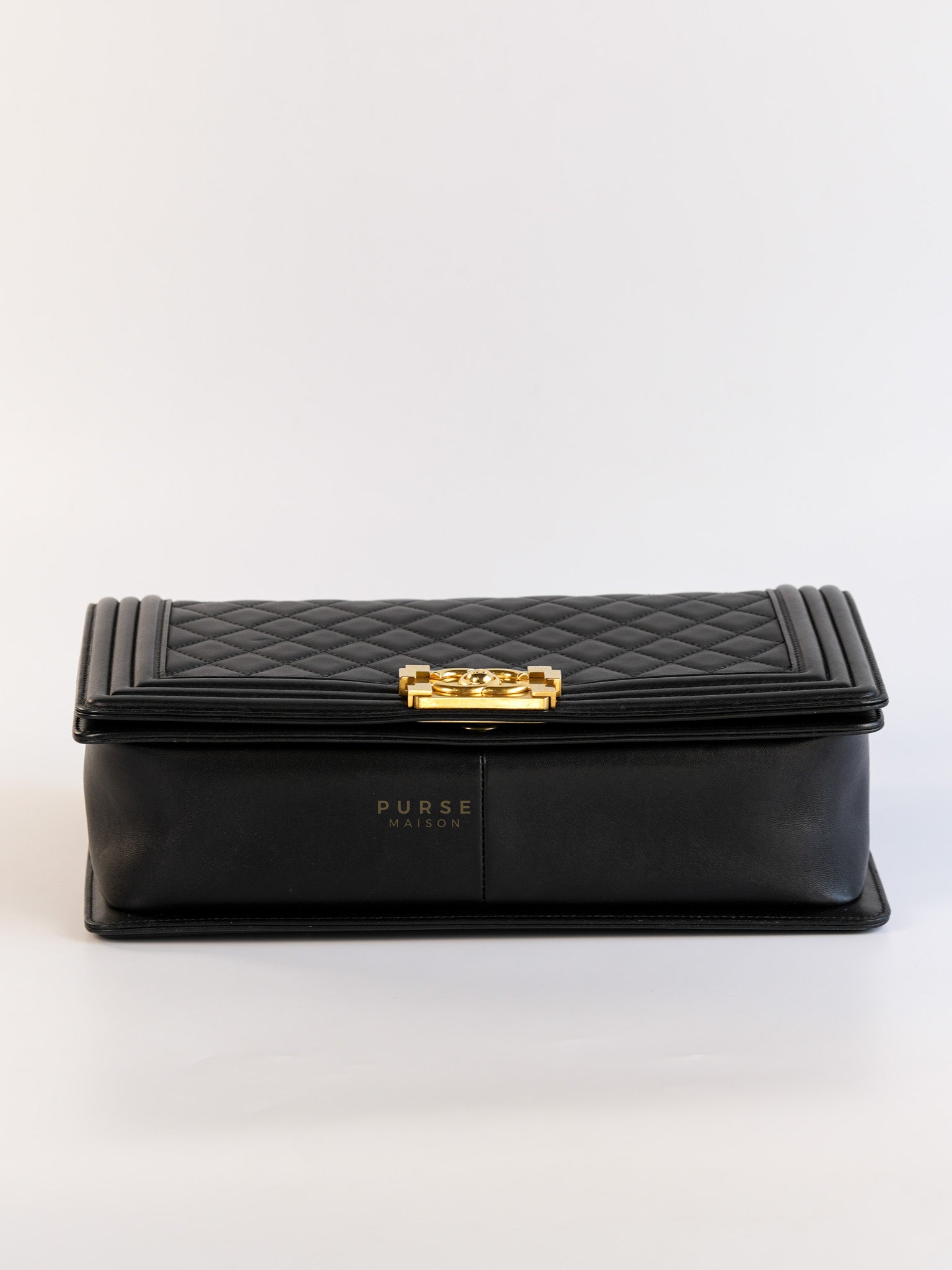Le Boy New Medium In Black Lambskin Leather Aged Gold Hardware( Series 23) | Purse Maison Luxury Bags Shop