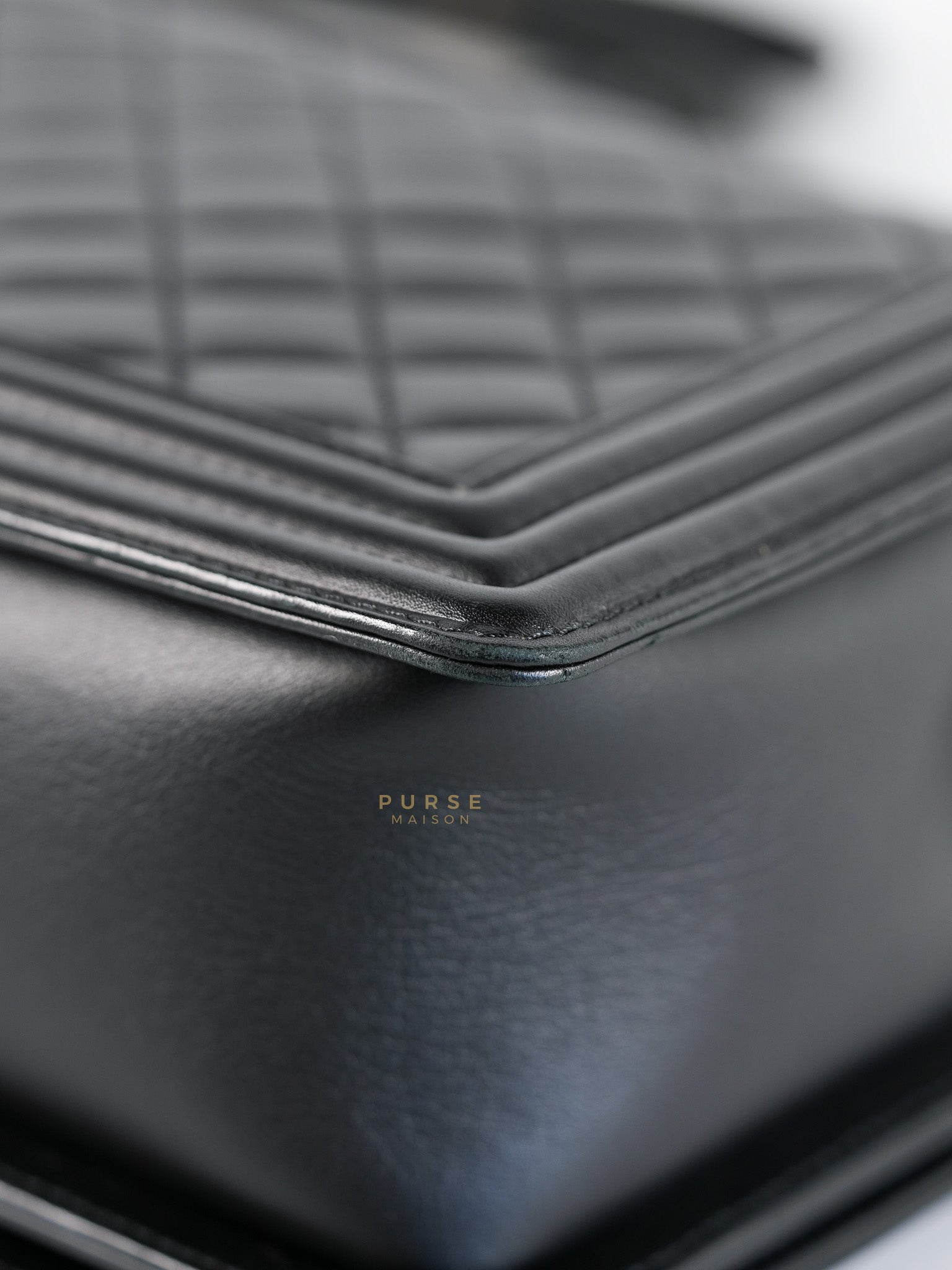 Le Boy New Medium in Black Quilted Lambskin Leather & Ruthenium Hardware (Series 24) | Purse Maison Luxury Bags Shop